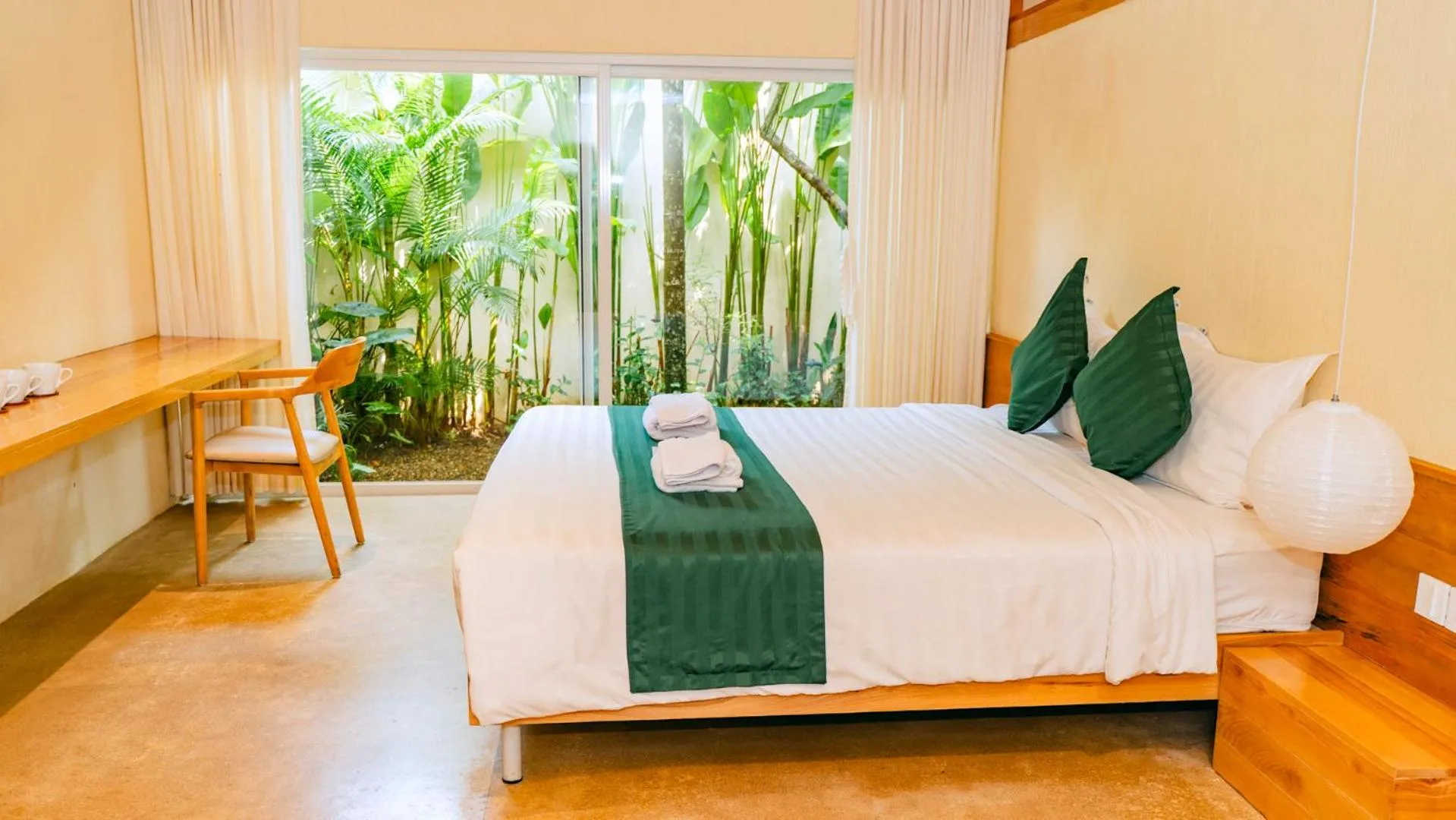 Balcony/Terrace, Bed in Vả Riverside Retreat