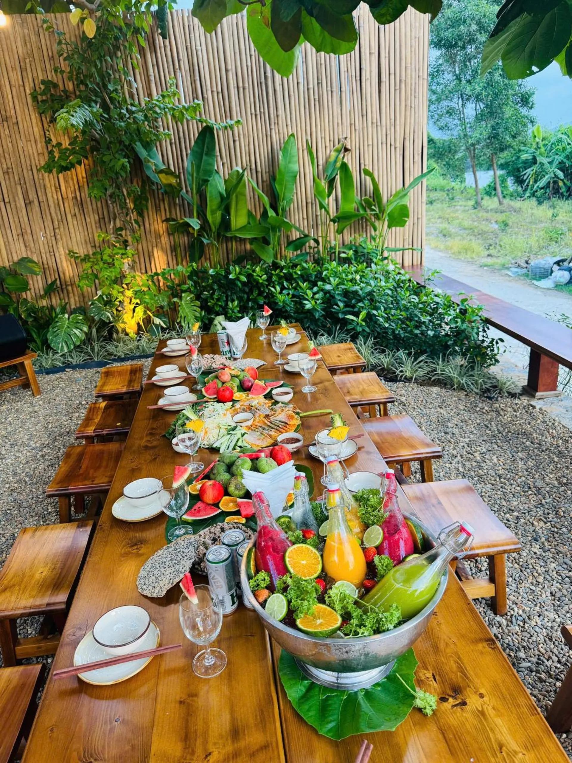 Vả Riverside Retreat