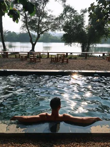 Pool view in Vả Riverside Retreat