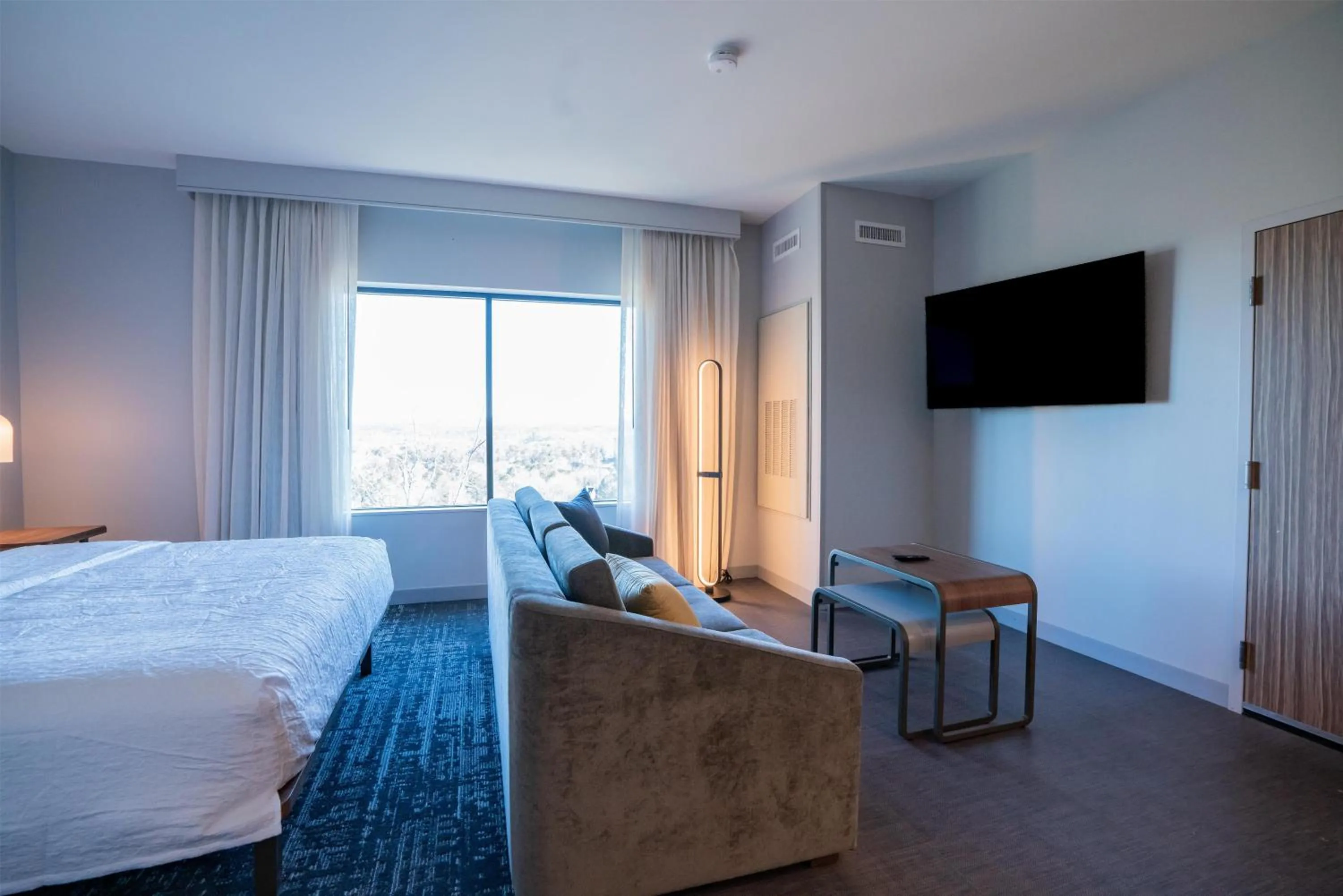 Living room, Bed in Homewood Suites By Hilton Hoover Birmingham