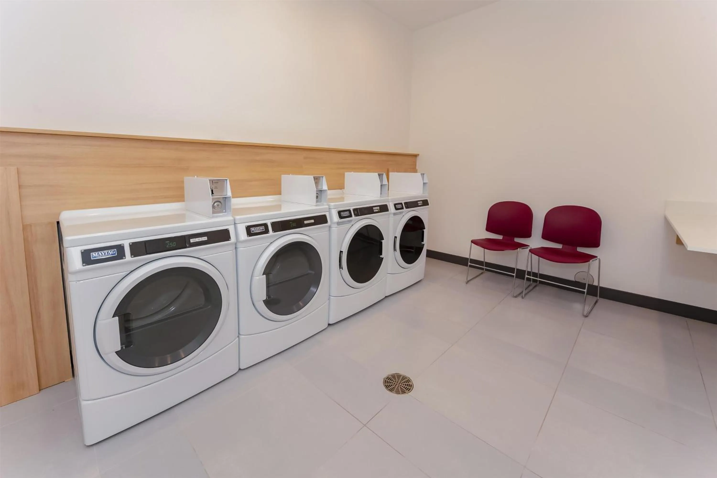 laundry in Hampton Inn & Suites Irving Hwy 183