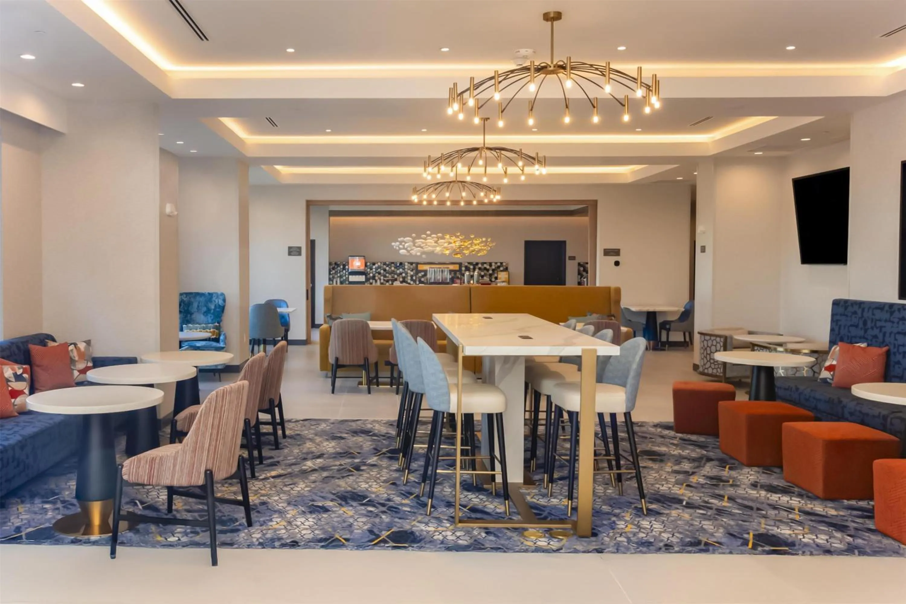 Lobby or reception in Hampton Inn & Suites Irving Hwy 183