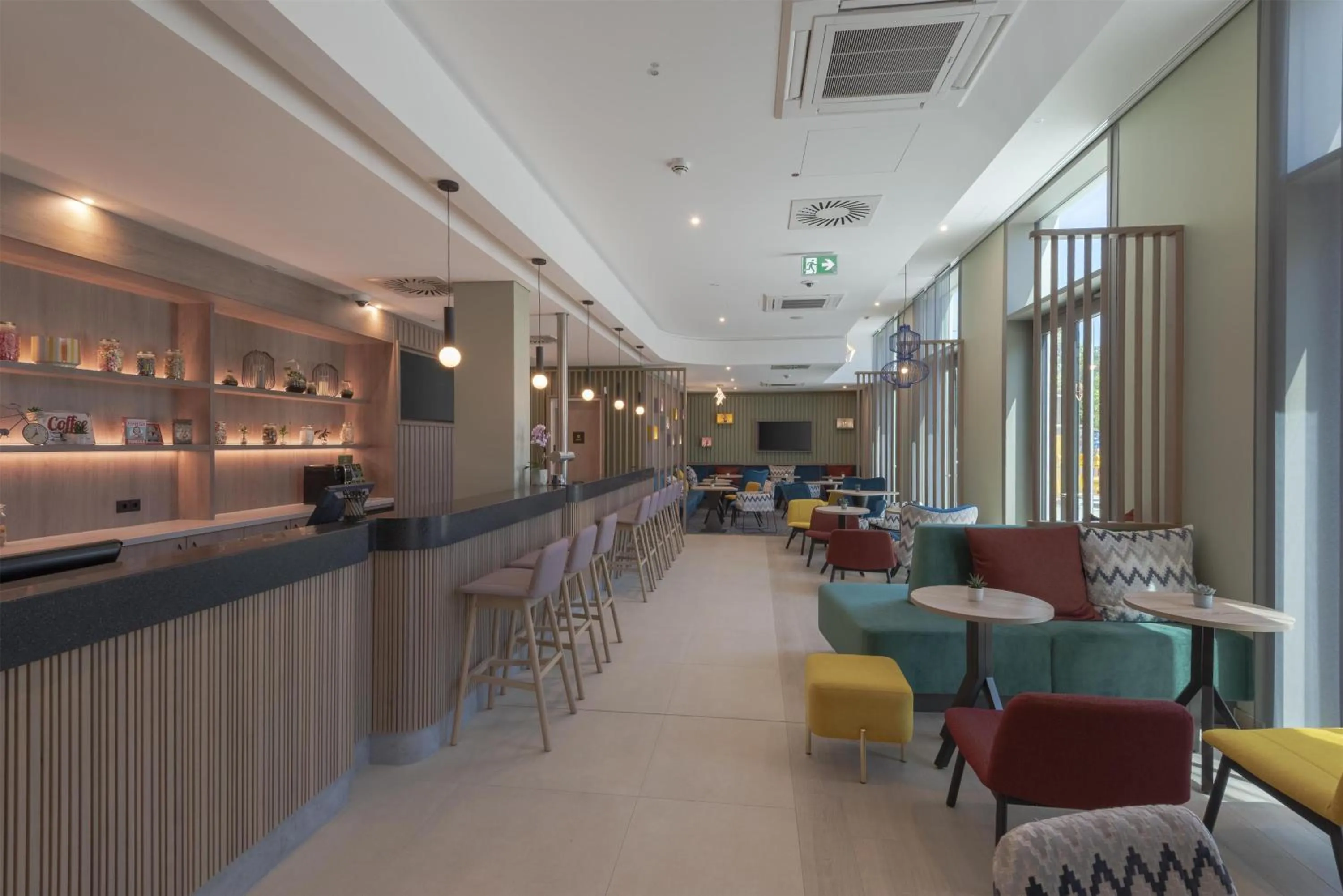 Lounge or bar in Hampton By Hilton Dresden City Centre