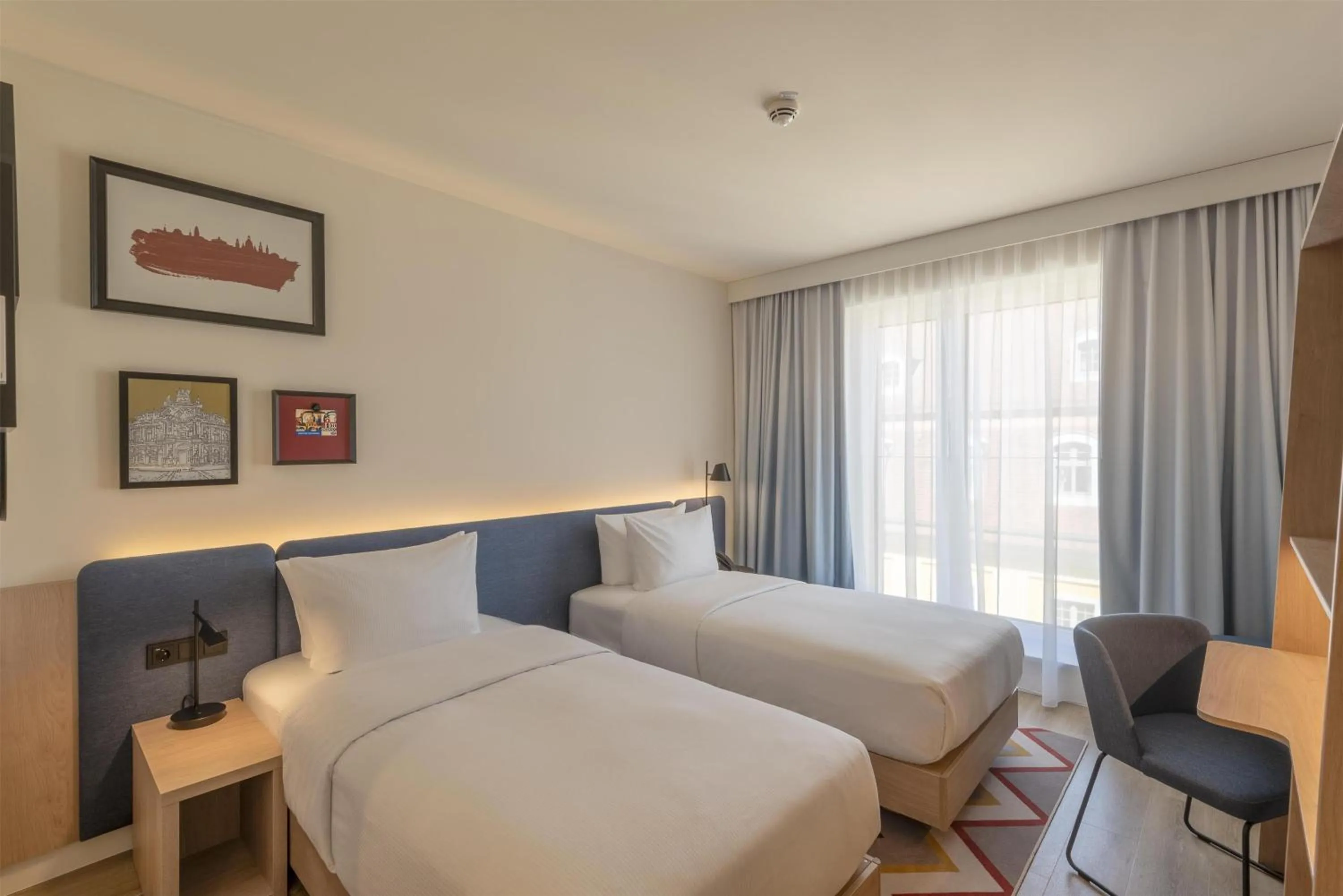 Bed in Hampton By Hilton Dresden City Centre