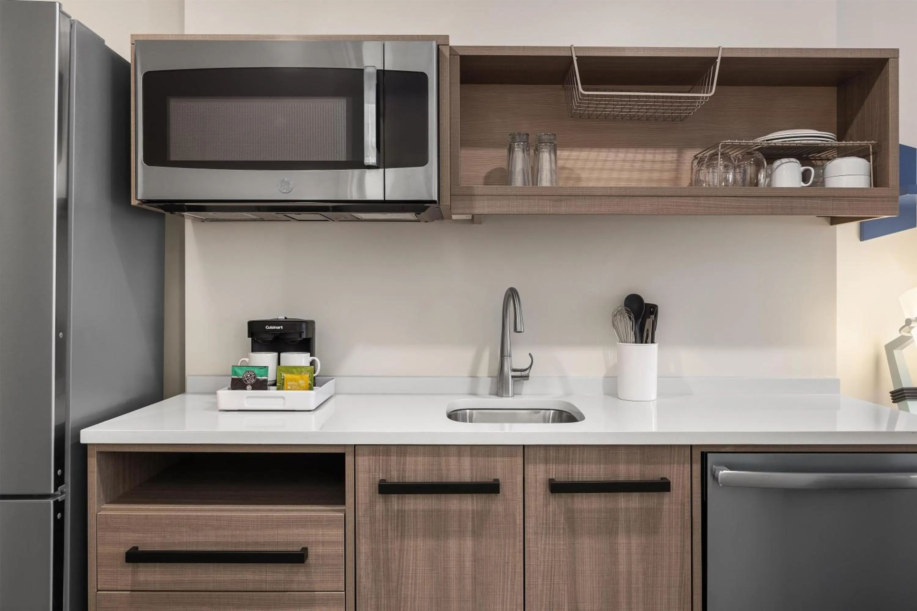 Kitchen or kitchenette in Home2 Suites By Hilton Vaughan Toronto On