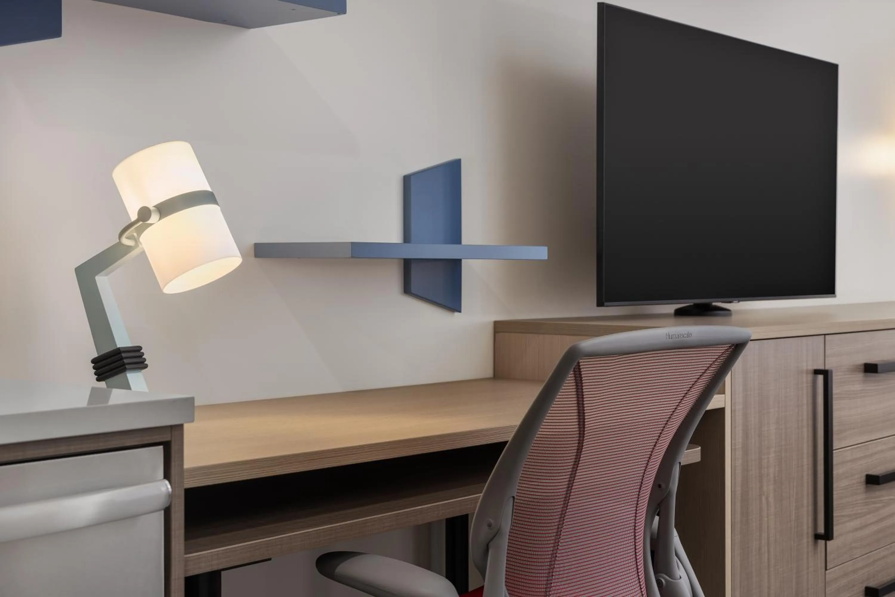 TV and multimedia in Home2 Suites By Hilton Vaughan Toronto On