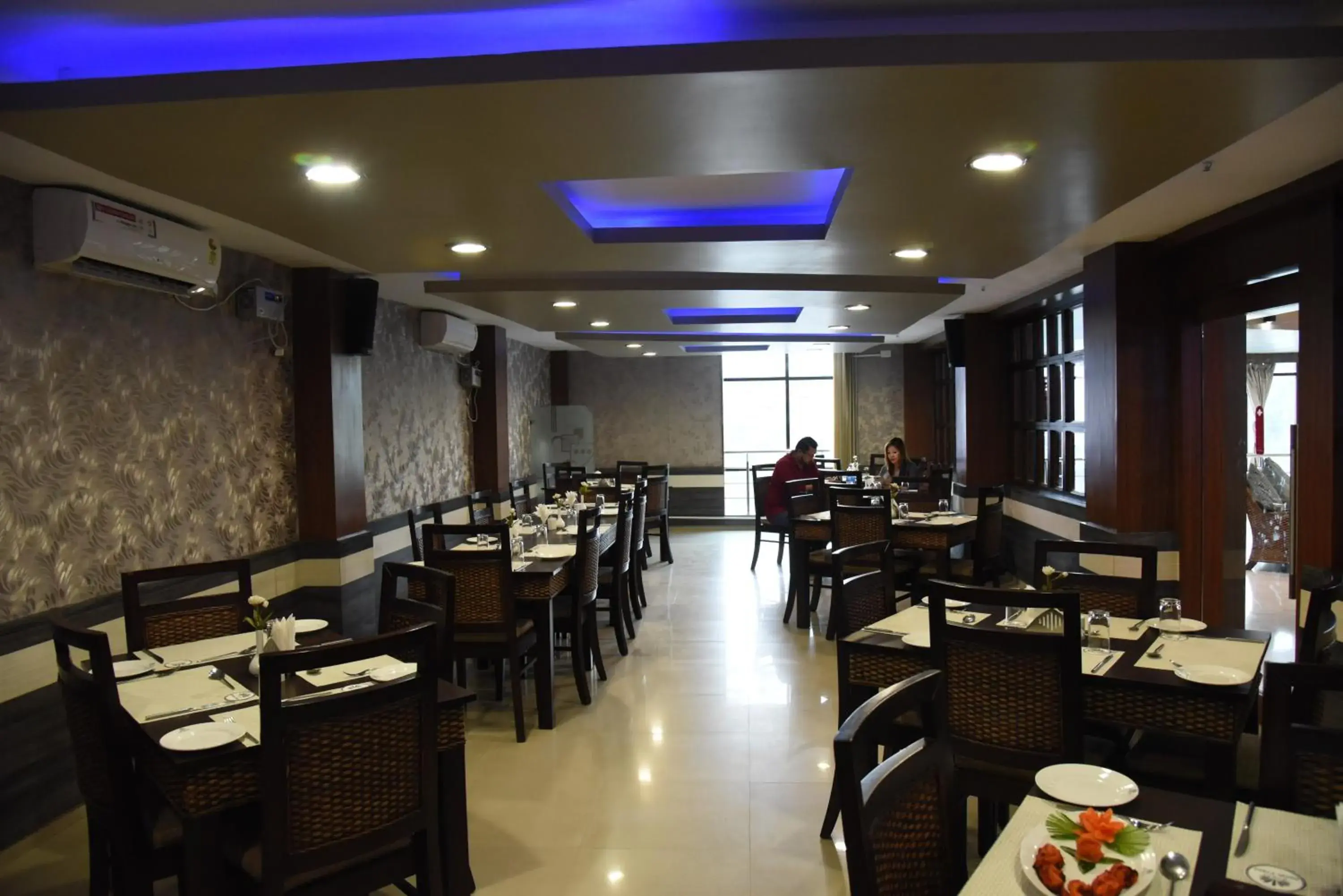 Restaurant/places to eat in Hotel Pybss Restaurant/places to eat in Hotel Pybss