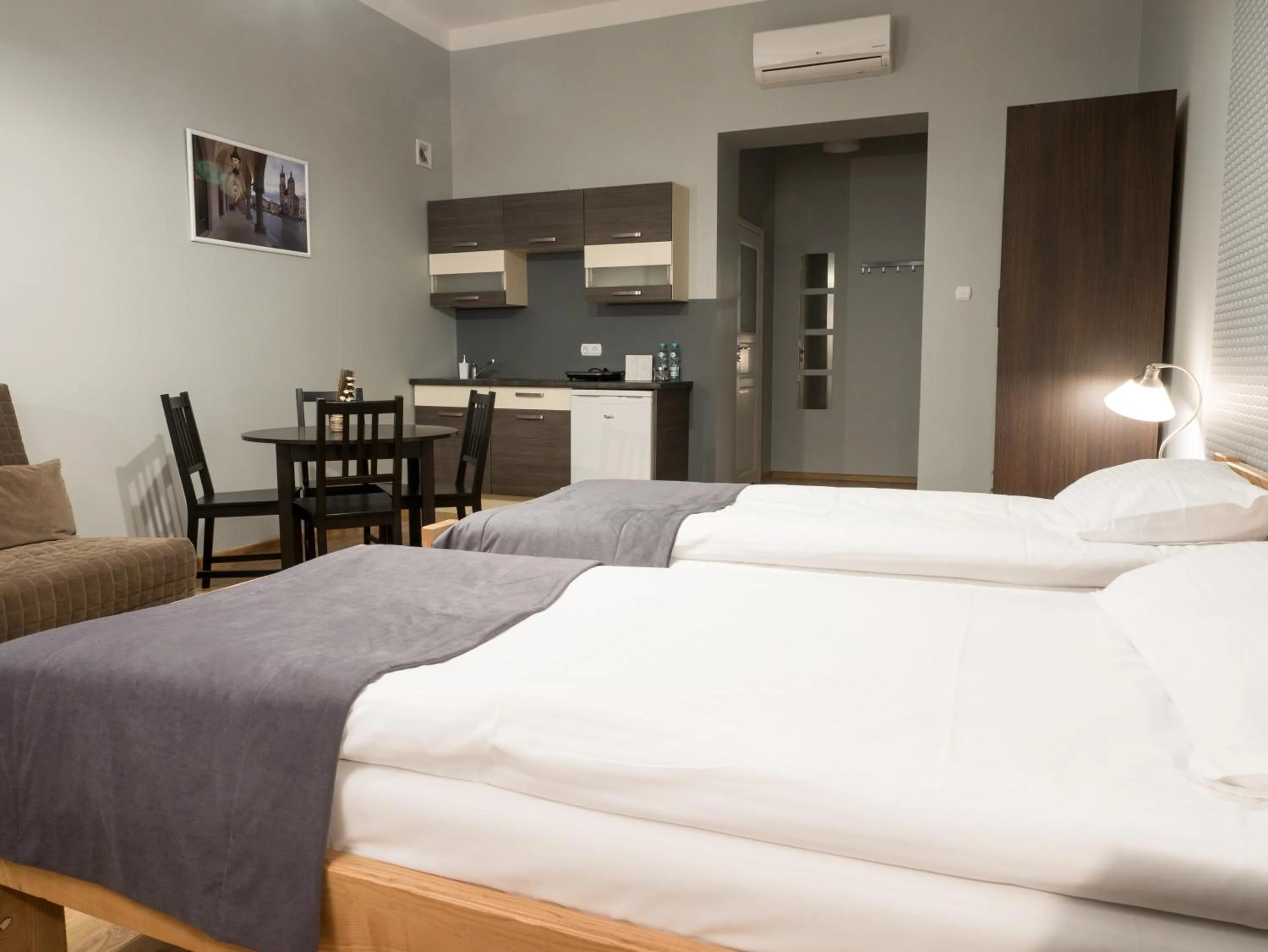 Photo of the whole room, Bed in Just4You Apartments