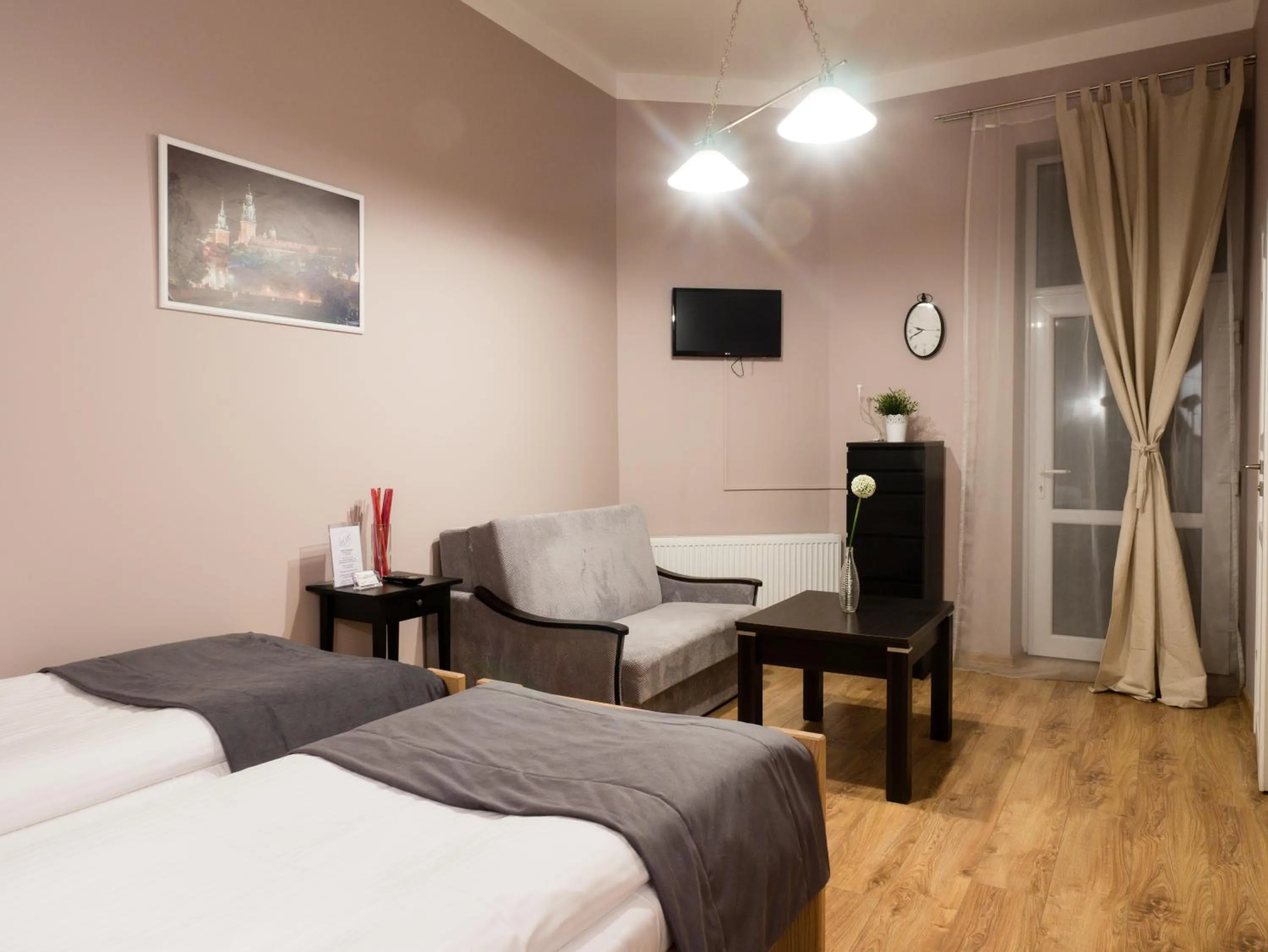 Photo of the whole room, Bed in Just4You Apartments
