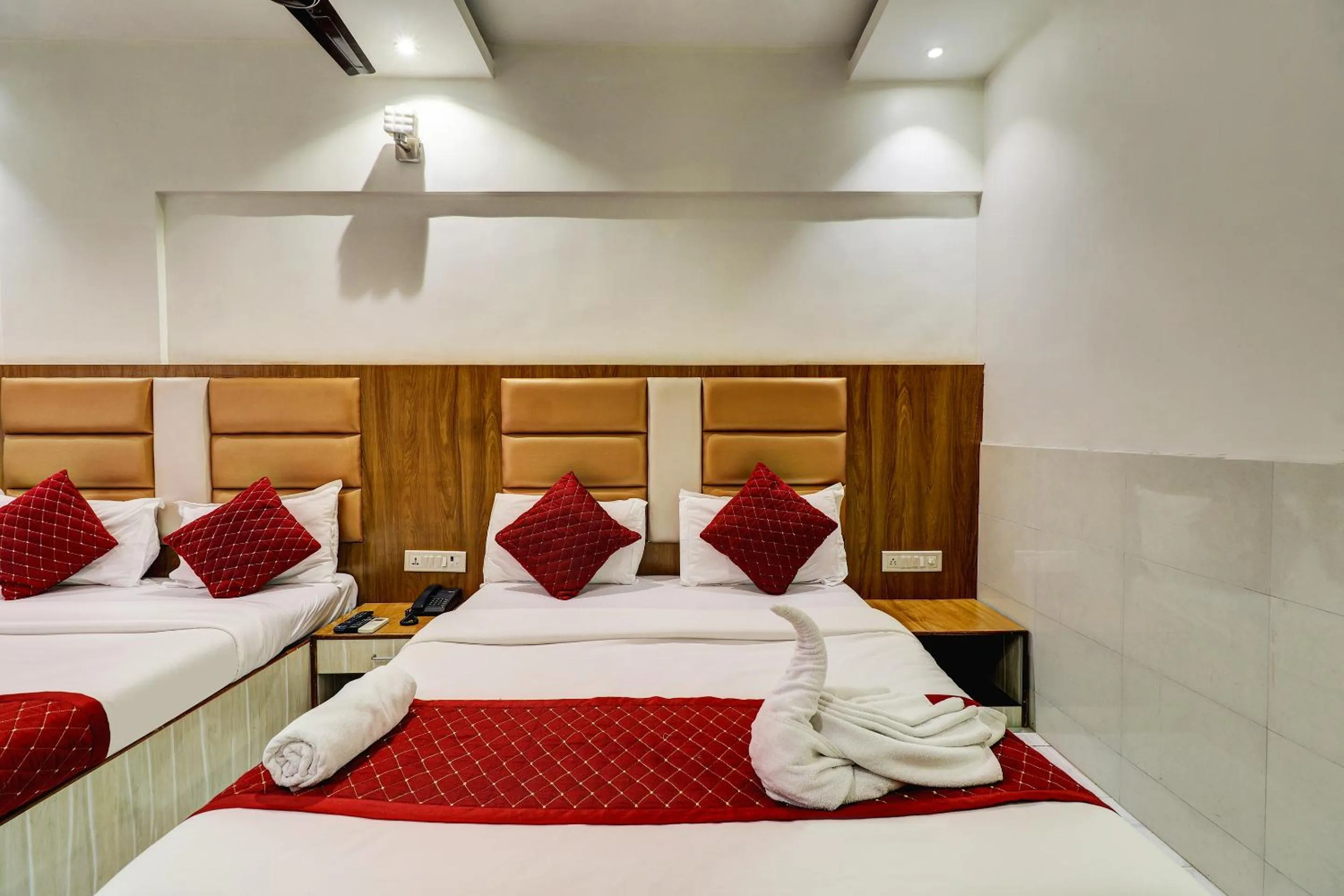 Bedroom, Bed in Hotel Kurla Residency