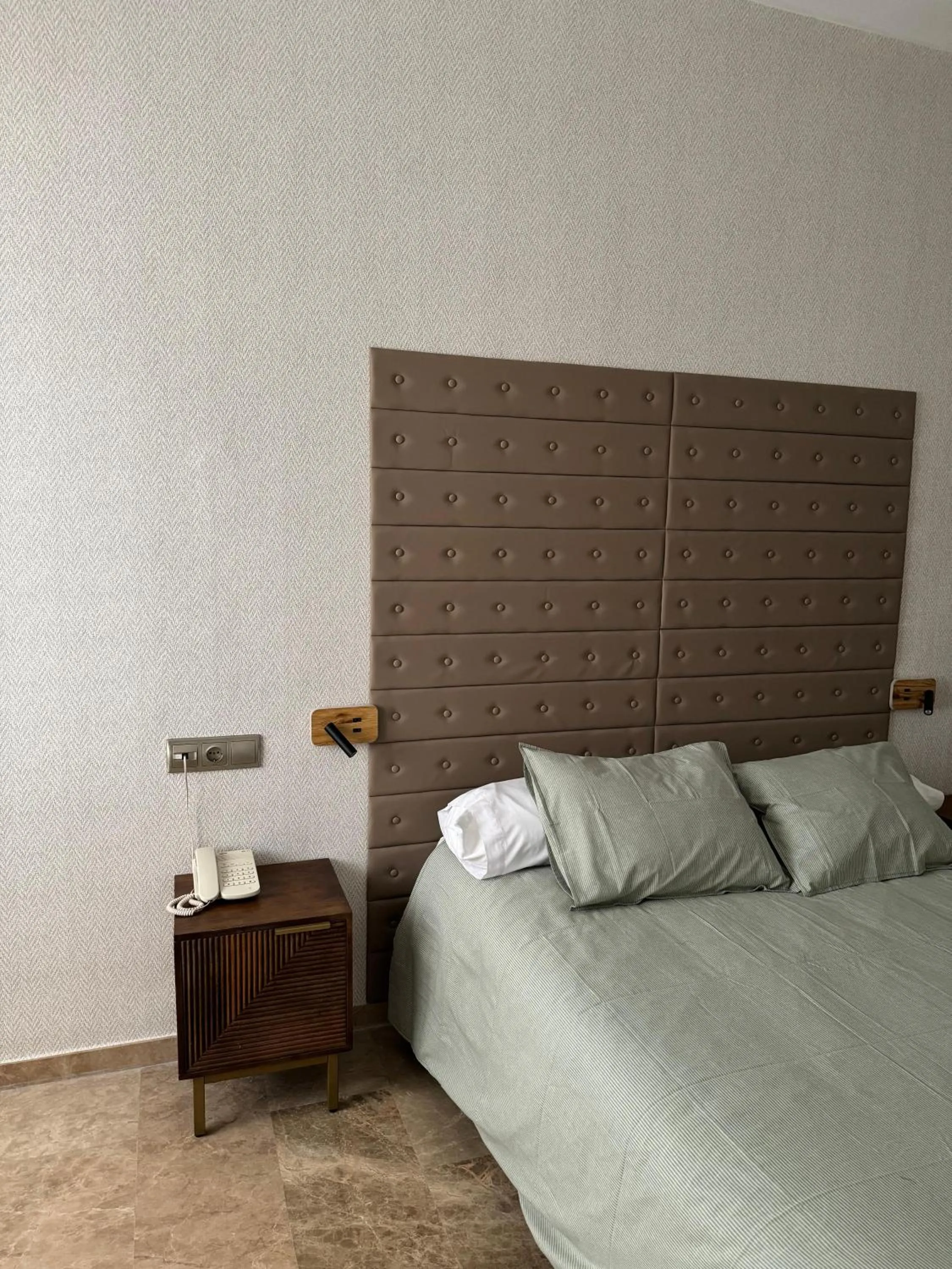 Suite with Balcony in Hotel Sierra de Quesada SL