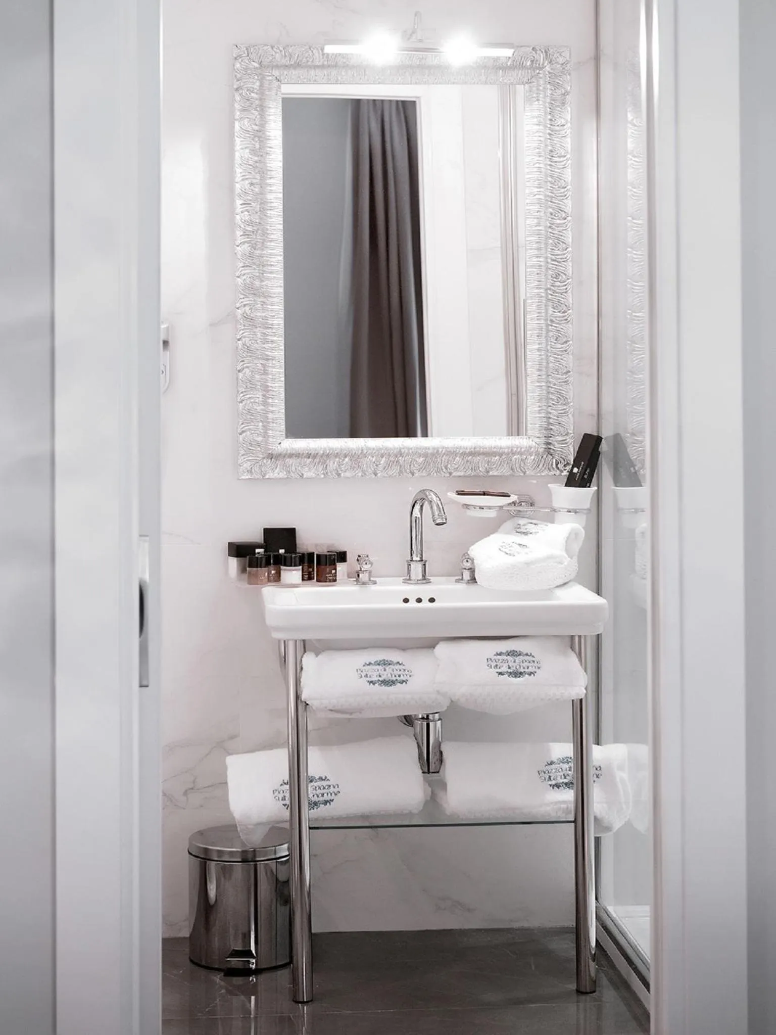 Bathroom in Piazza di Spagna Suite de Charme