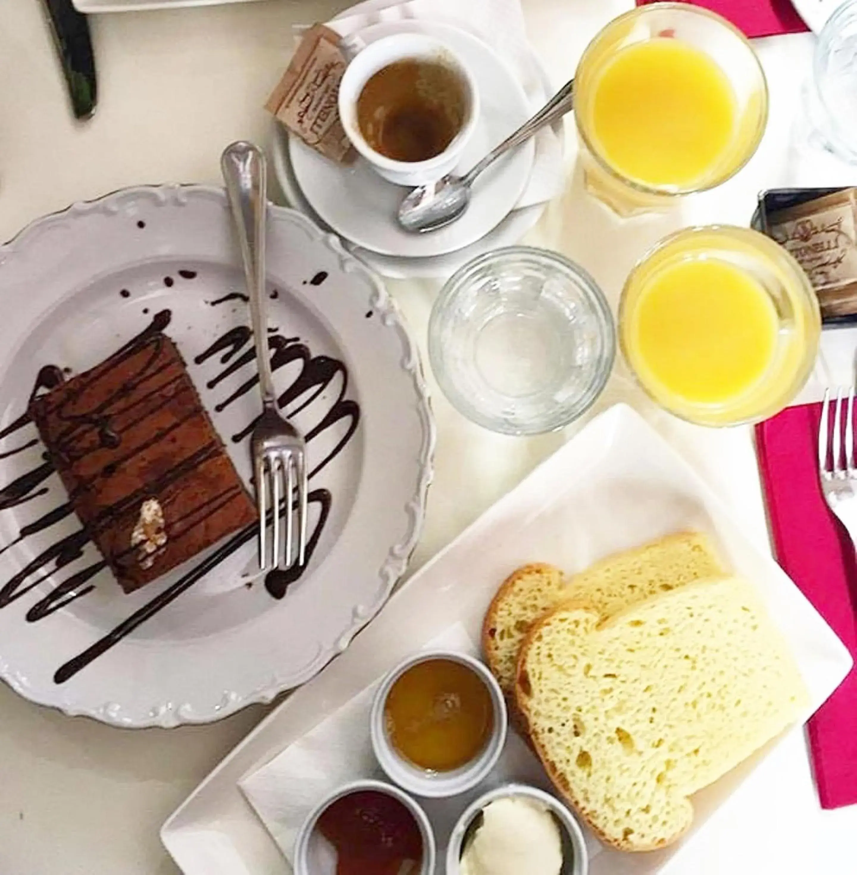 Breakfast in Piazza di Spagna Suite de Charme Breakfast in Piazza di Spagna Suite de Charme