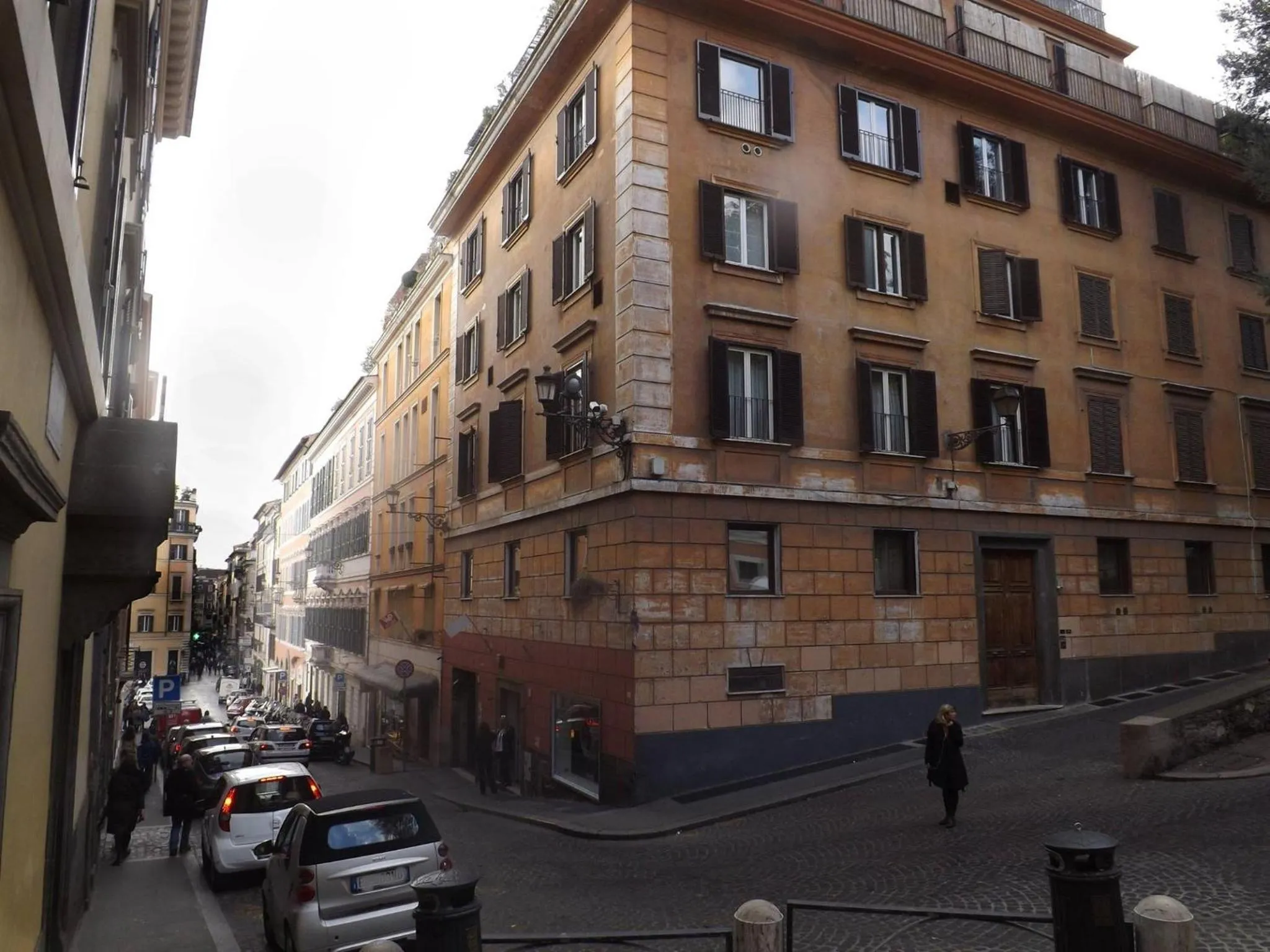 Property building in Piazza di Spagna Suite de Charme