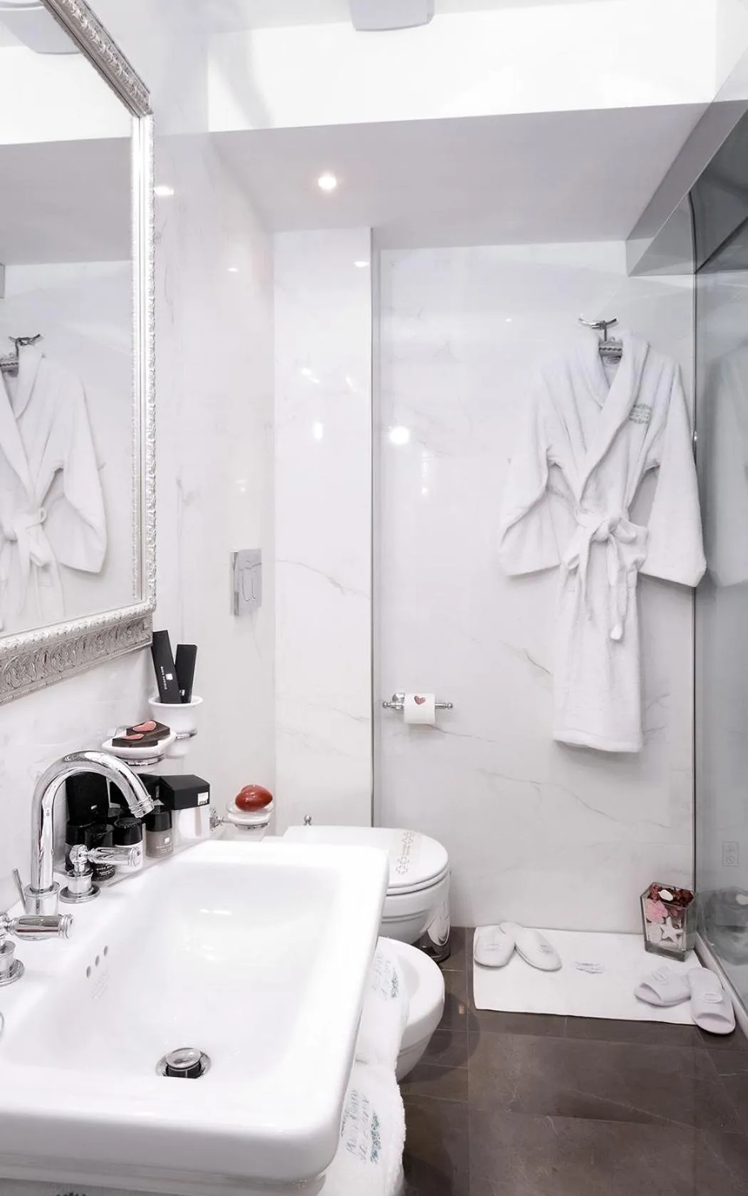 Bathroom in Piazza di Spagna Suite de Charme