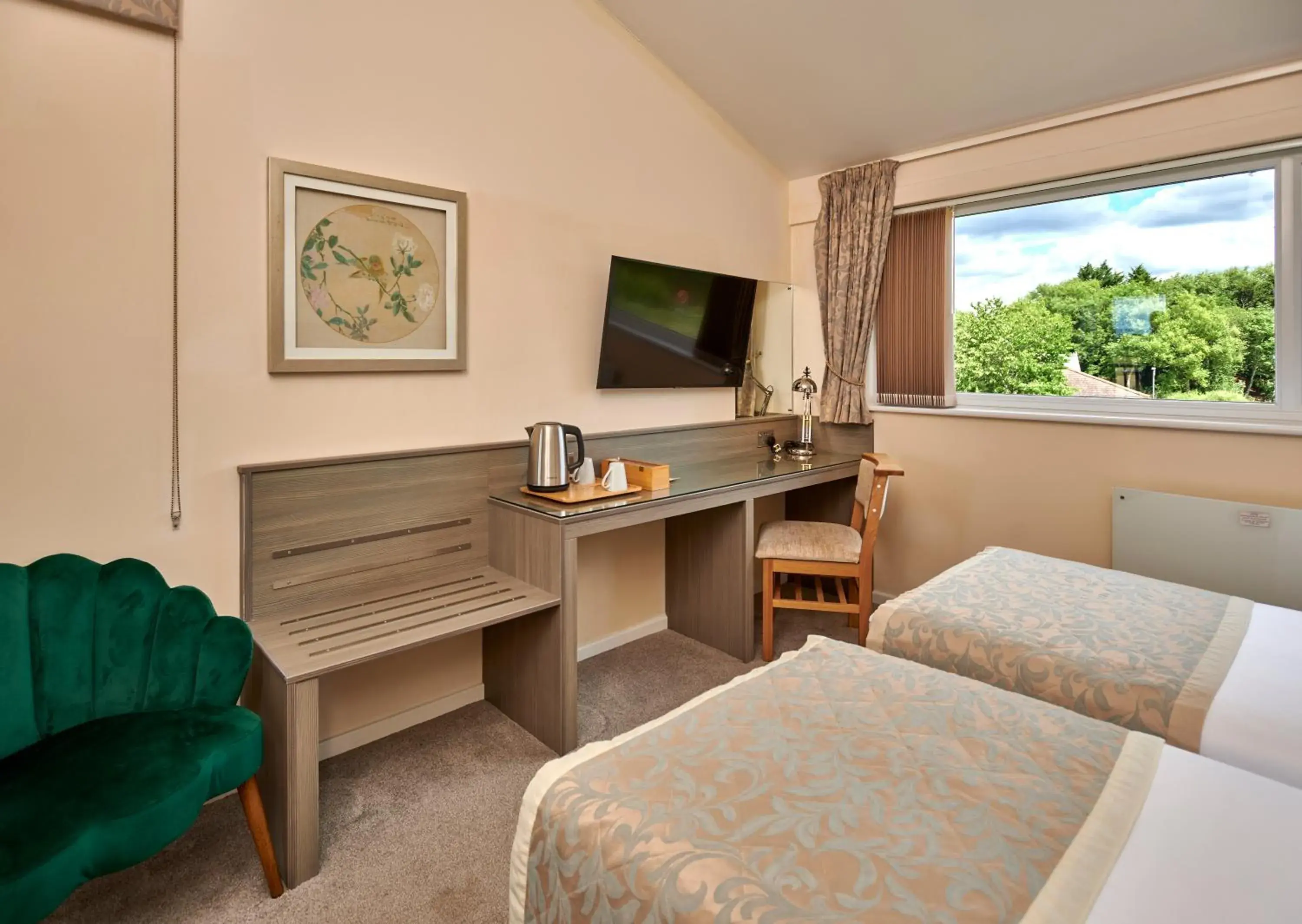 Deluxe Double or Twin Room in Lakehurst Park Deluxe Double or Twin Room in Lakehurst Park