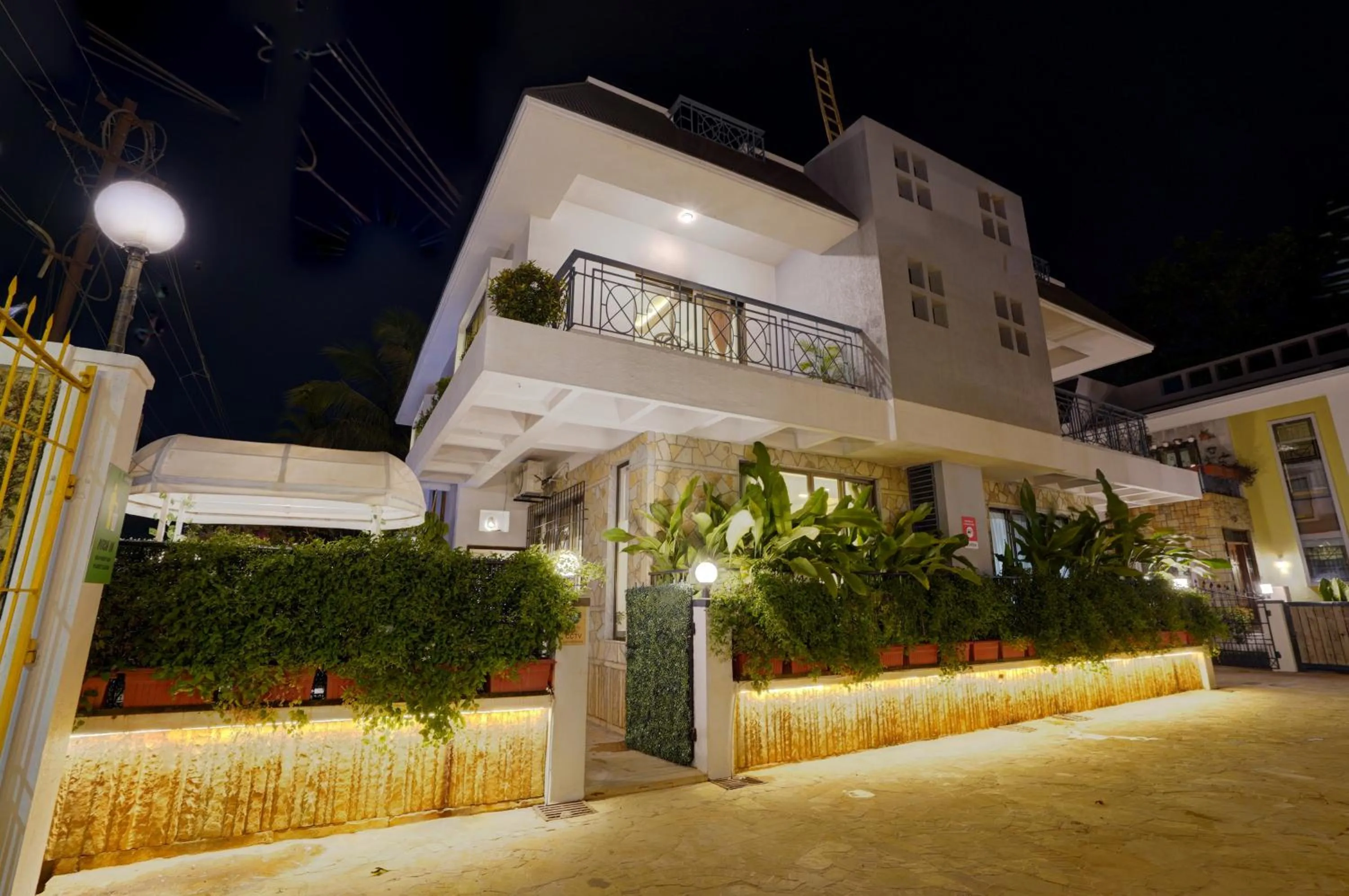 Alaya Stays Adarsh Elegant 3-BHK Villa With Private Pool