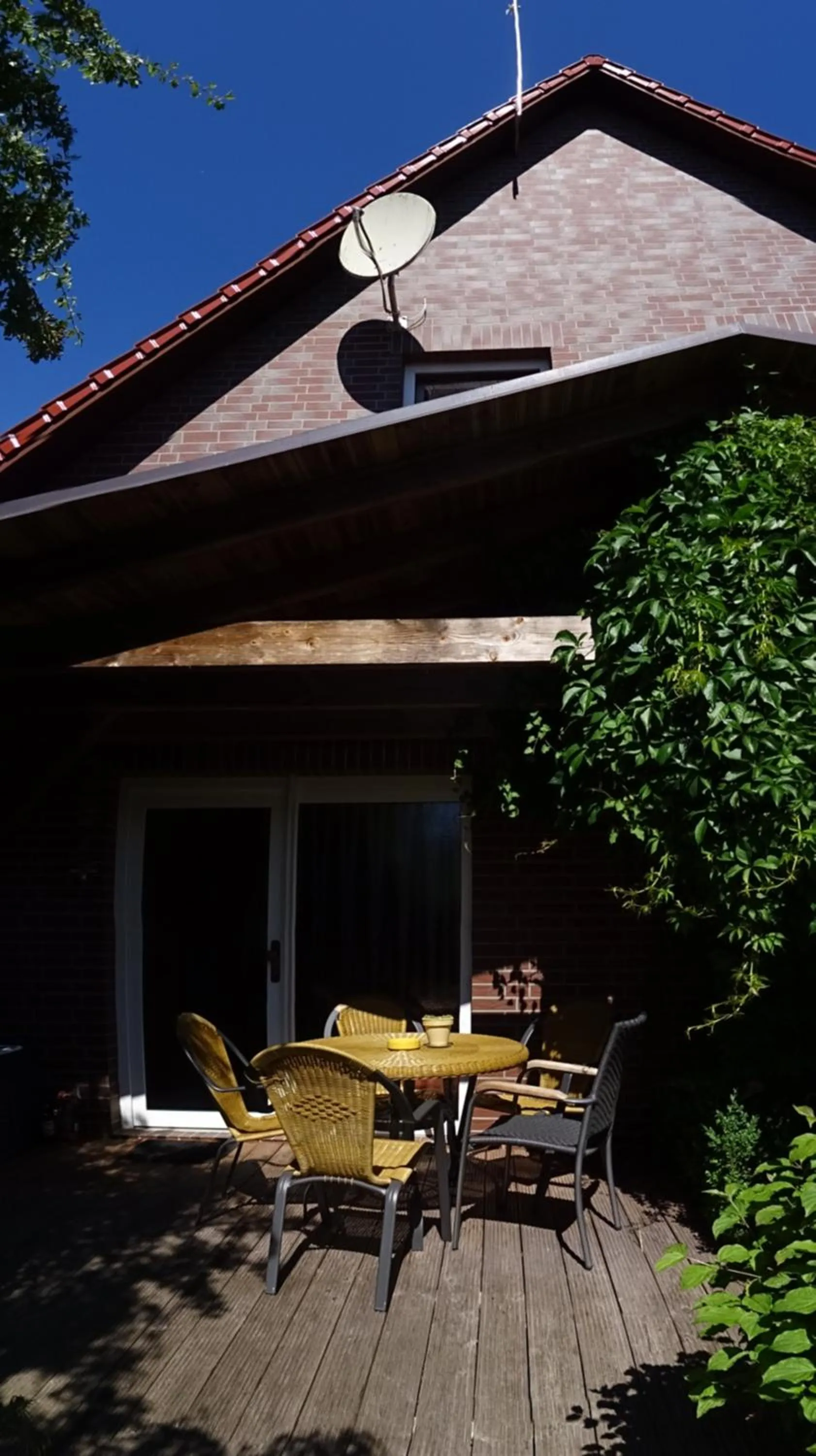 Ferienhaus Eulenhaus im urigen Garten
