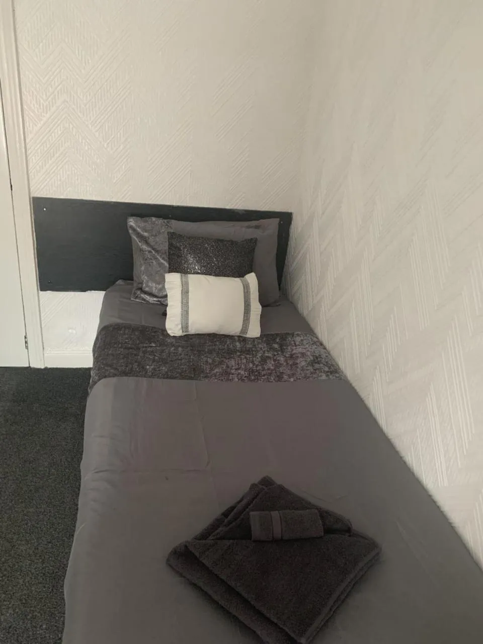 Bedroom, Bed in The Butterfly Hotel