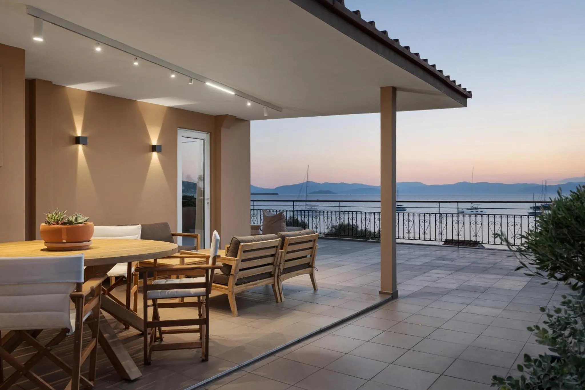 Aegina Dream Suites