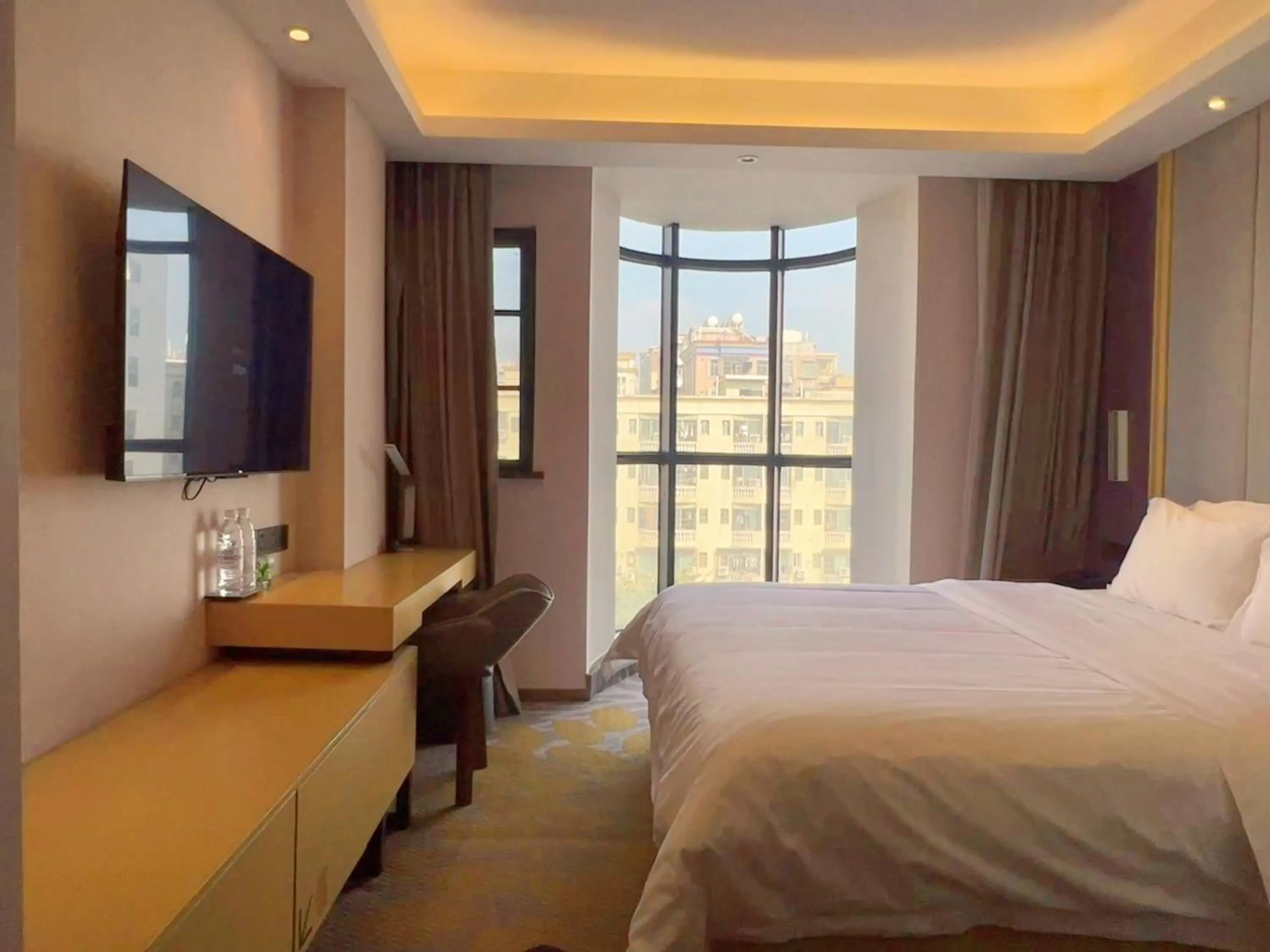 Bed in Lavande Hotel Shenzhen International Convention and Exhibition Center Fuhai West Subway Station