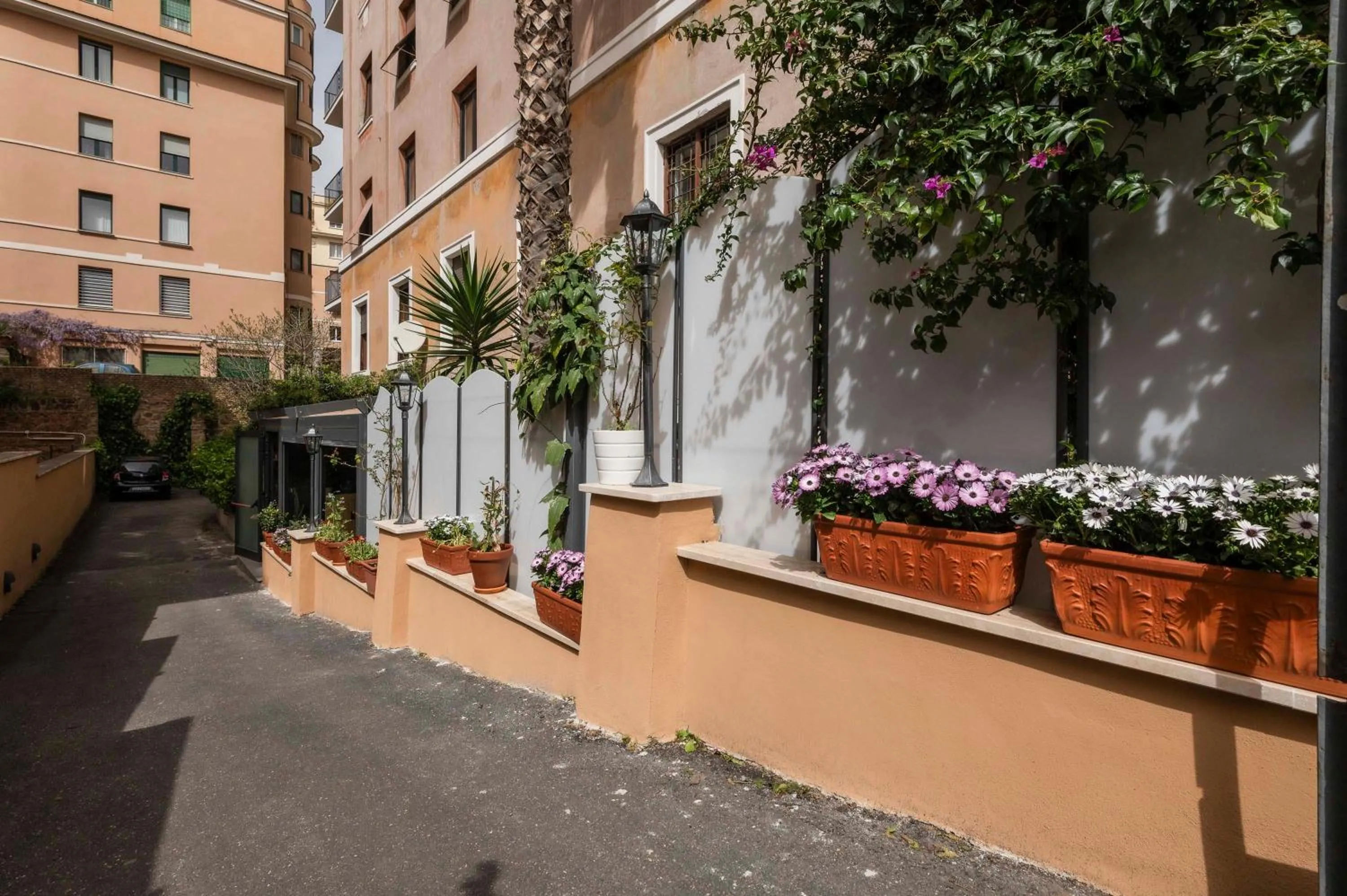 Property building in Hotel Valeri