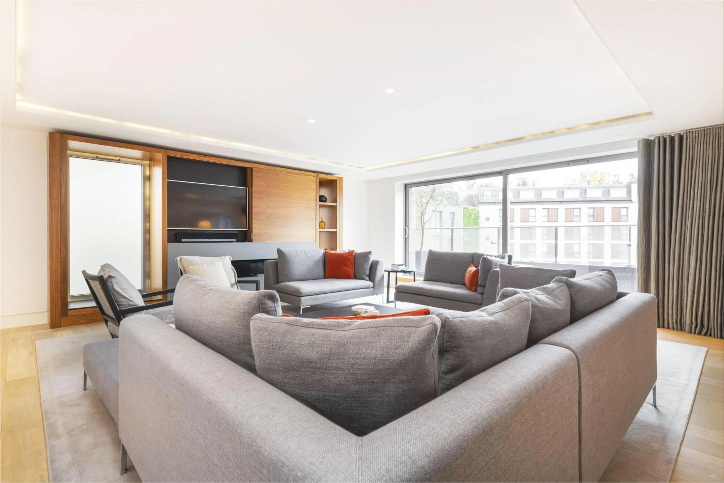 Living room in Accomodo London Waterloo - Luxury & Spacious Triplex Penthouse on Southbank