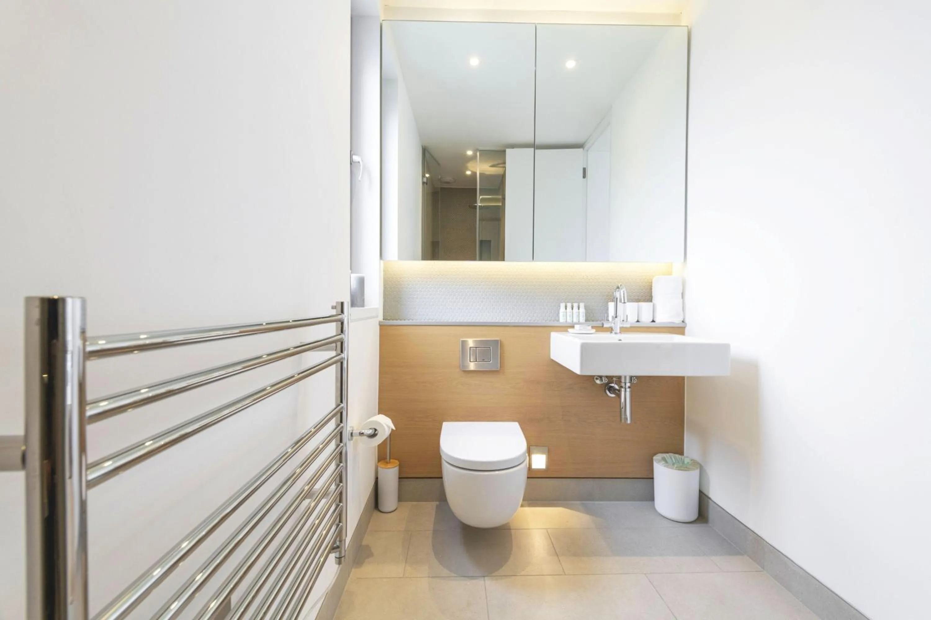 Shower in Accomodo London Waterloo - Luxury & Spacious Triplex Penthouse on Southbank