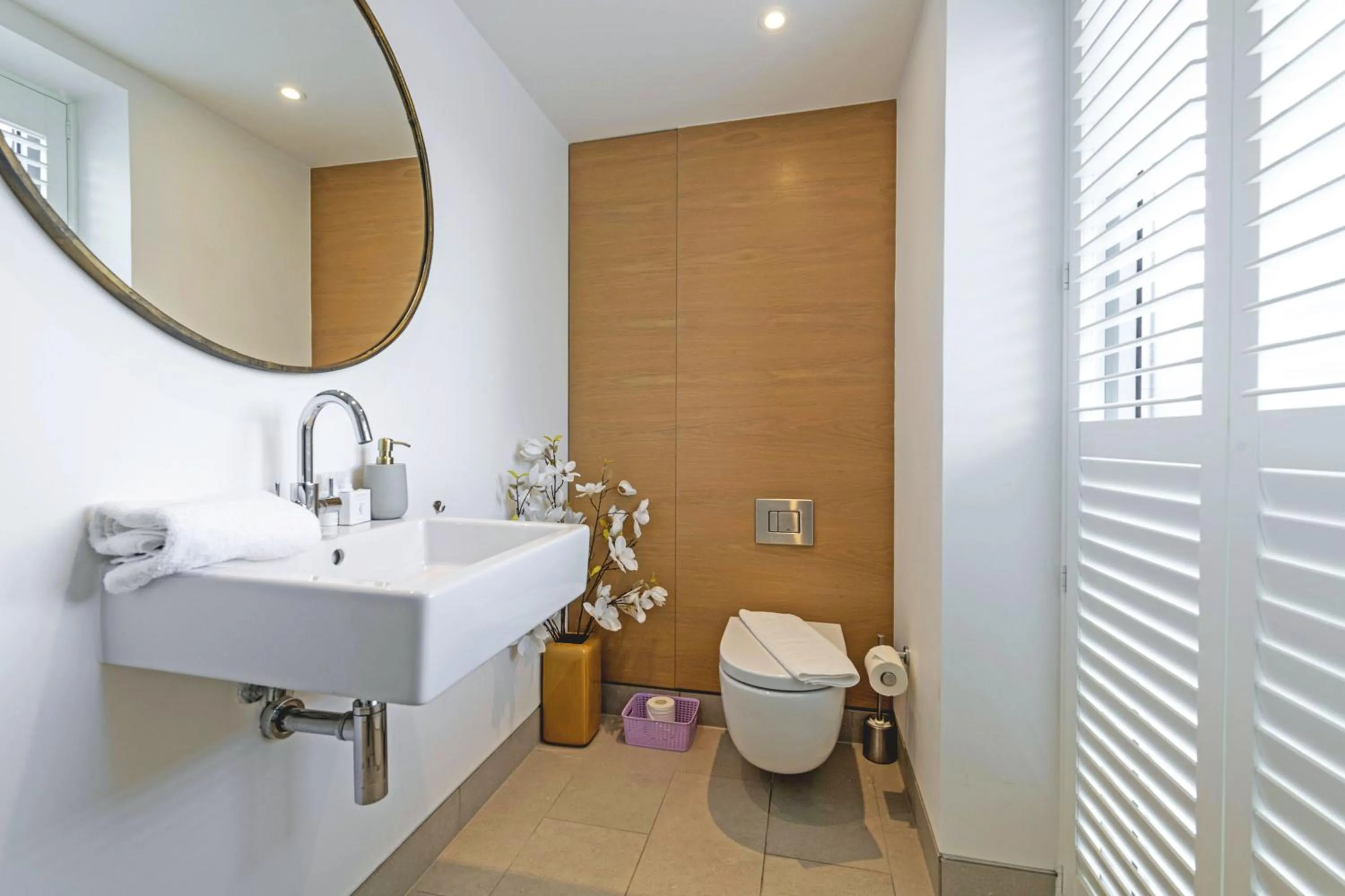 Shower in Accomodo London Waterloo - Luxury & Spacious Triplex Penthouse on Southbank
