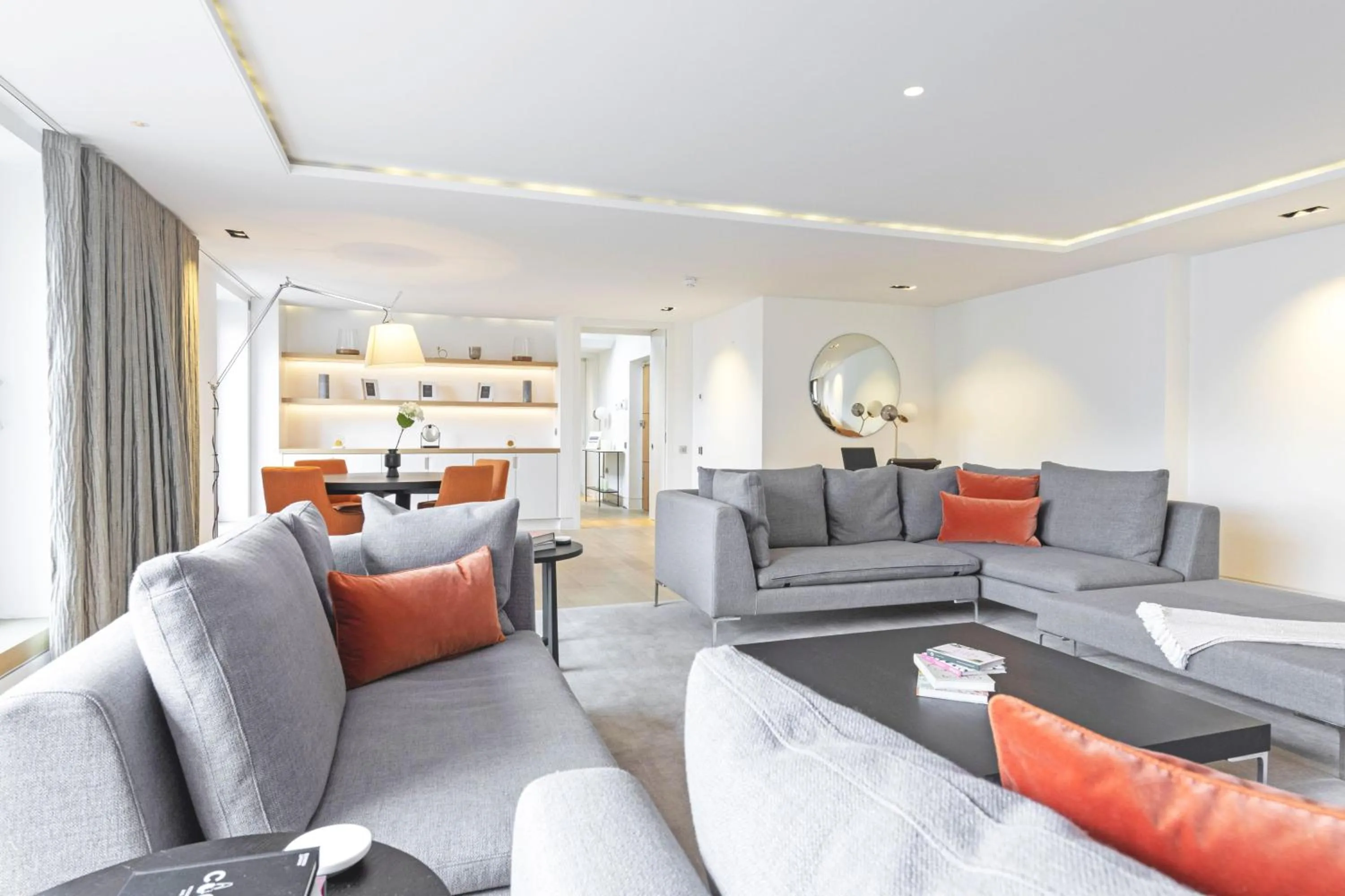 Living room in Accomodo London Waterloo - Luxury & Spacious Triplex Penthouse on Southbank