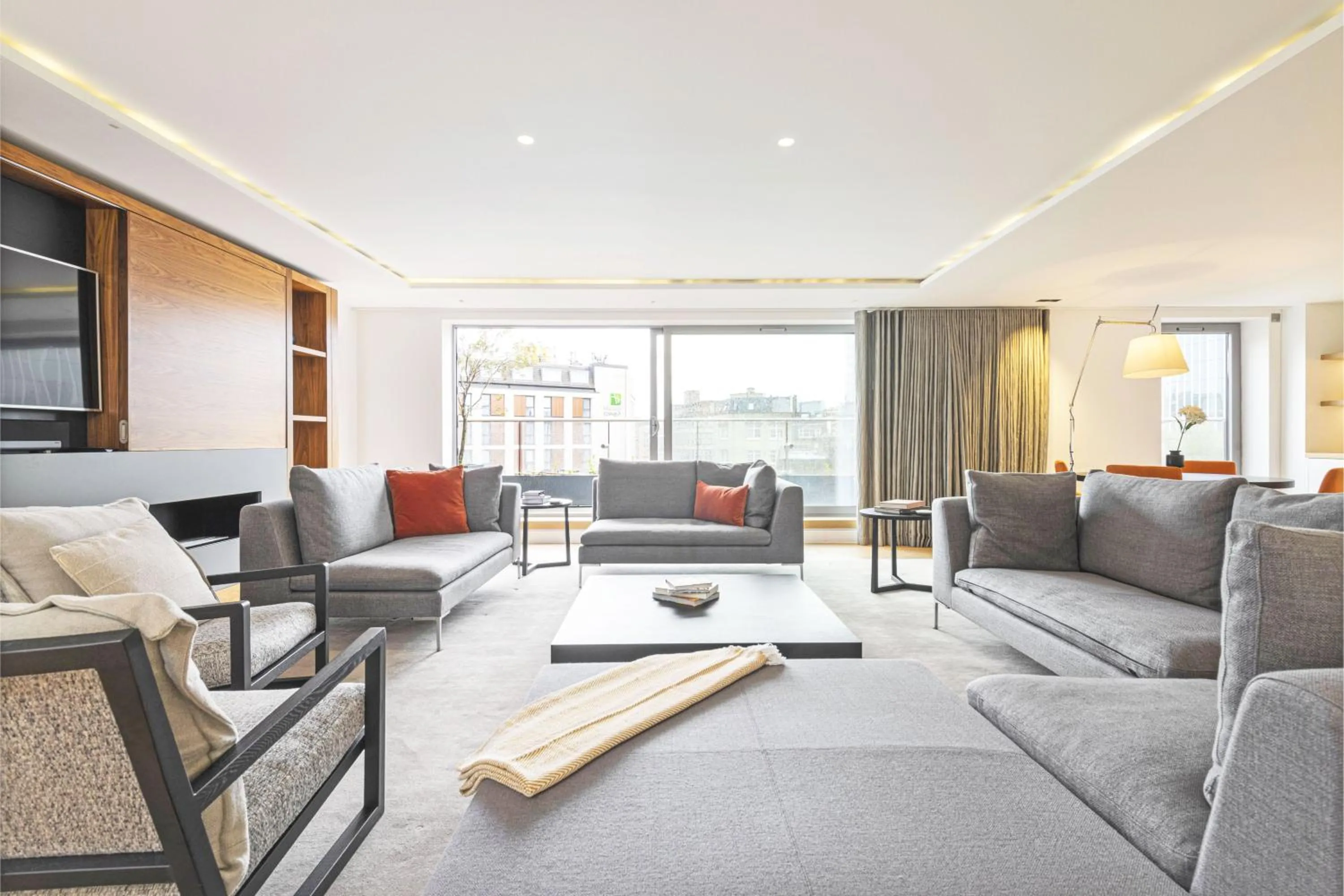Living room in Accomodo London Waterloo - Luxury & Spacious Triplex Penthouse on Southbank