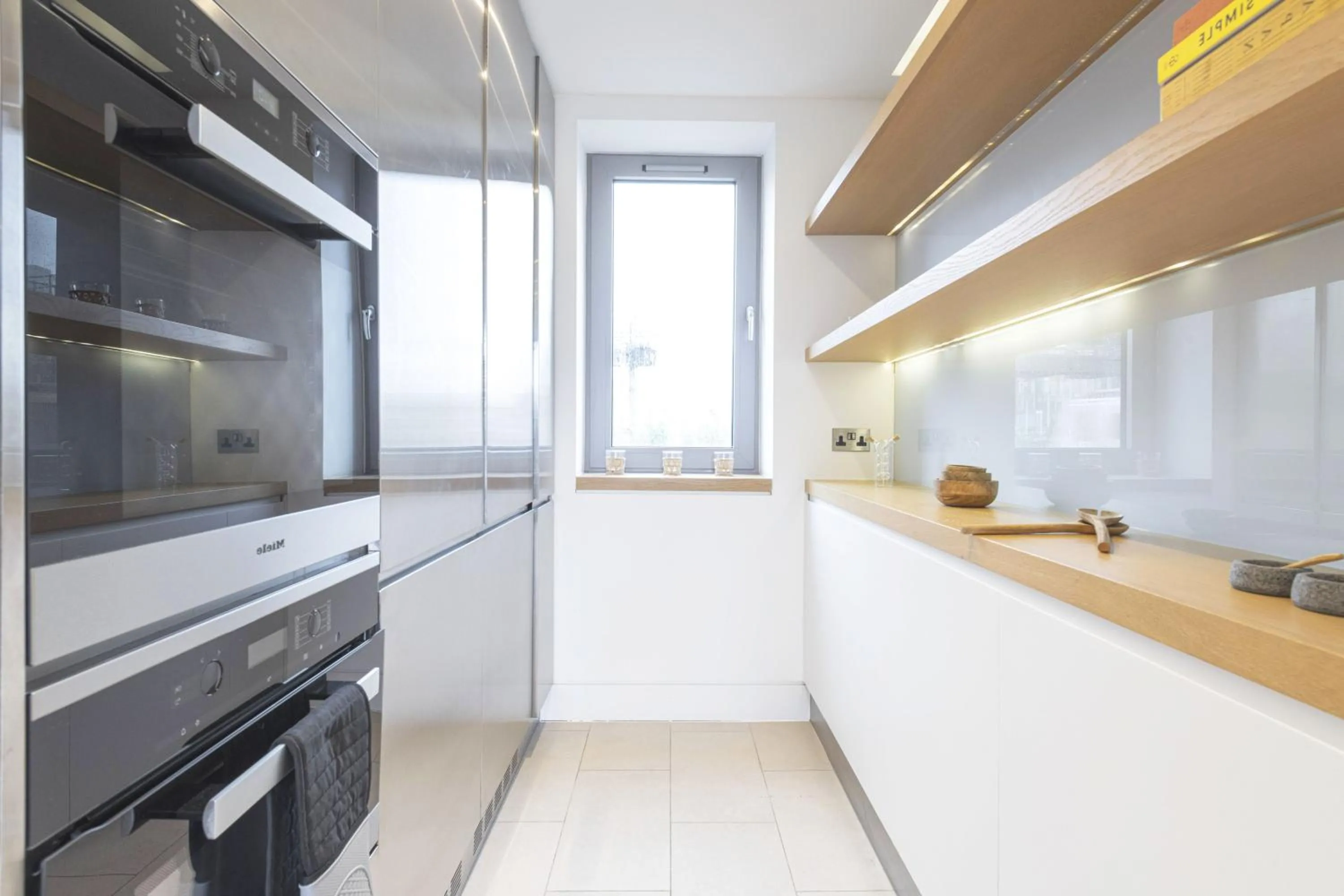 Kitchen or kitchenette in Accomodo London Waterloo - Luxury & Spacious Triplex Penthouse on Southbank