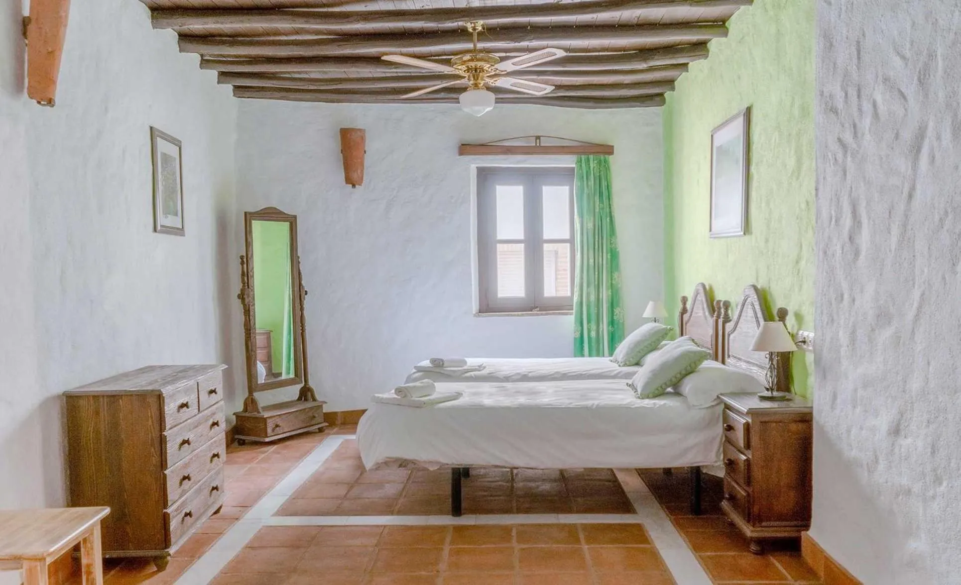 Photo of the whole room, Bed in Hotel Almejí