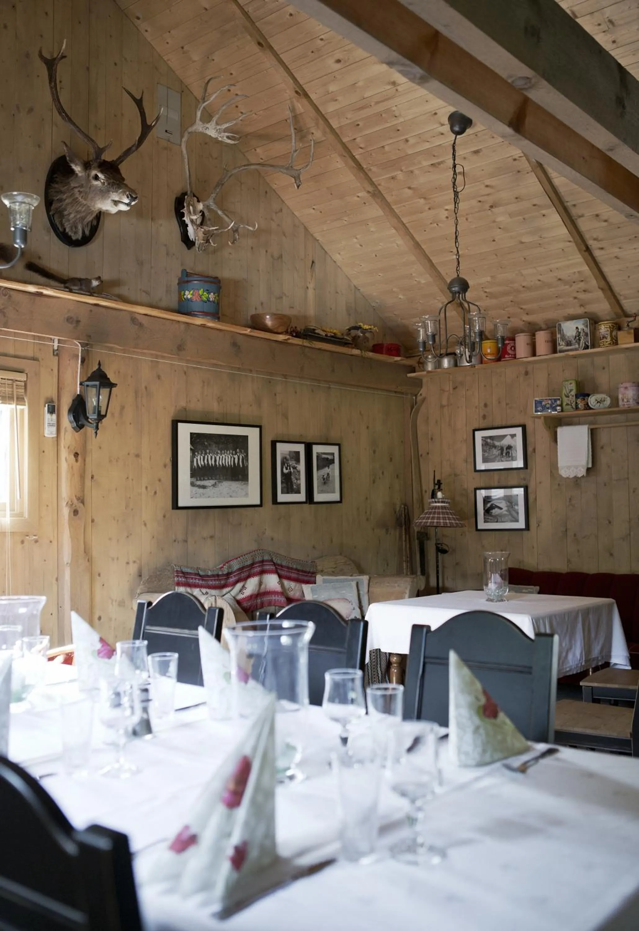 Restaurant/places to eat in Jordbærstova Feriehus