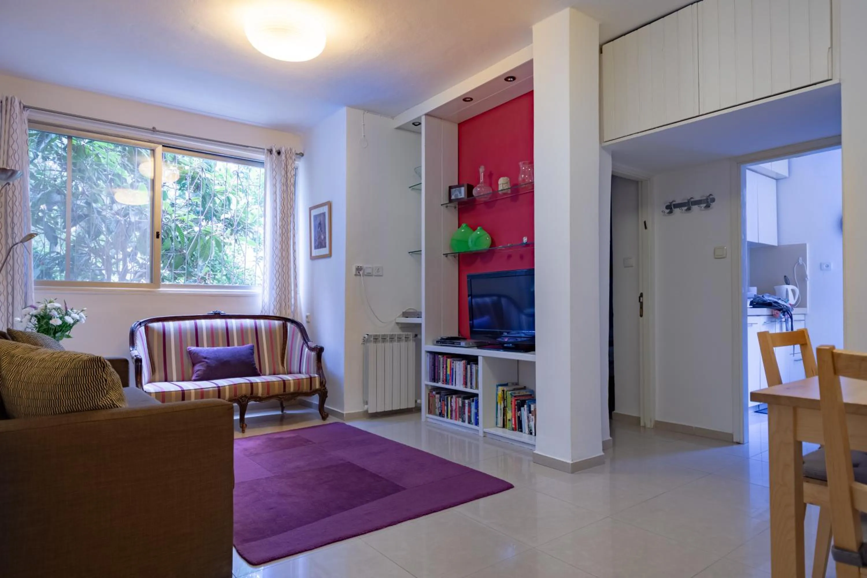 Kitchen or kitchenette in Colony Suites- Hananya St.