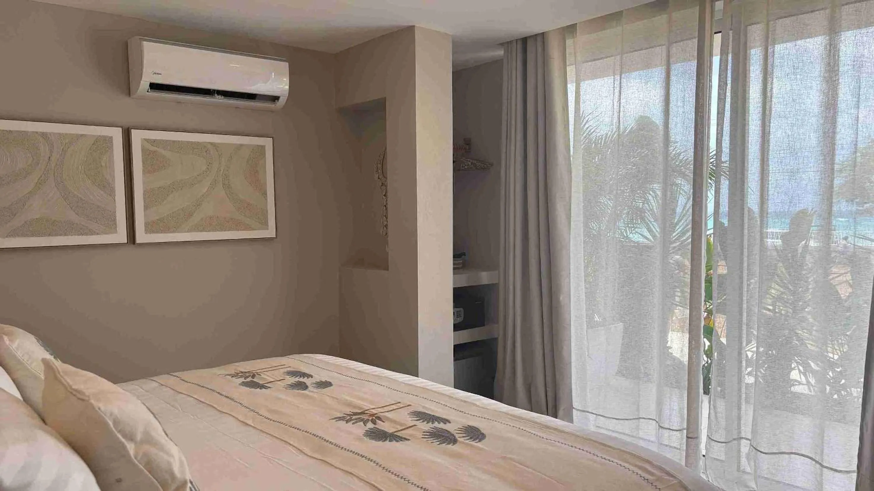 Bed in The Providence Hotel Boutique - Adults Only