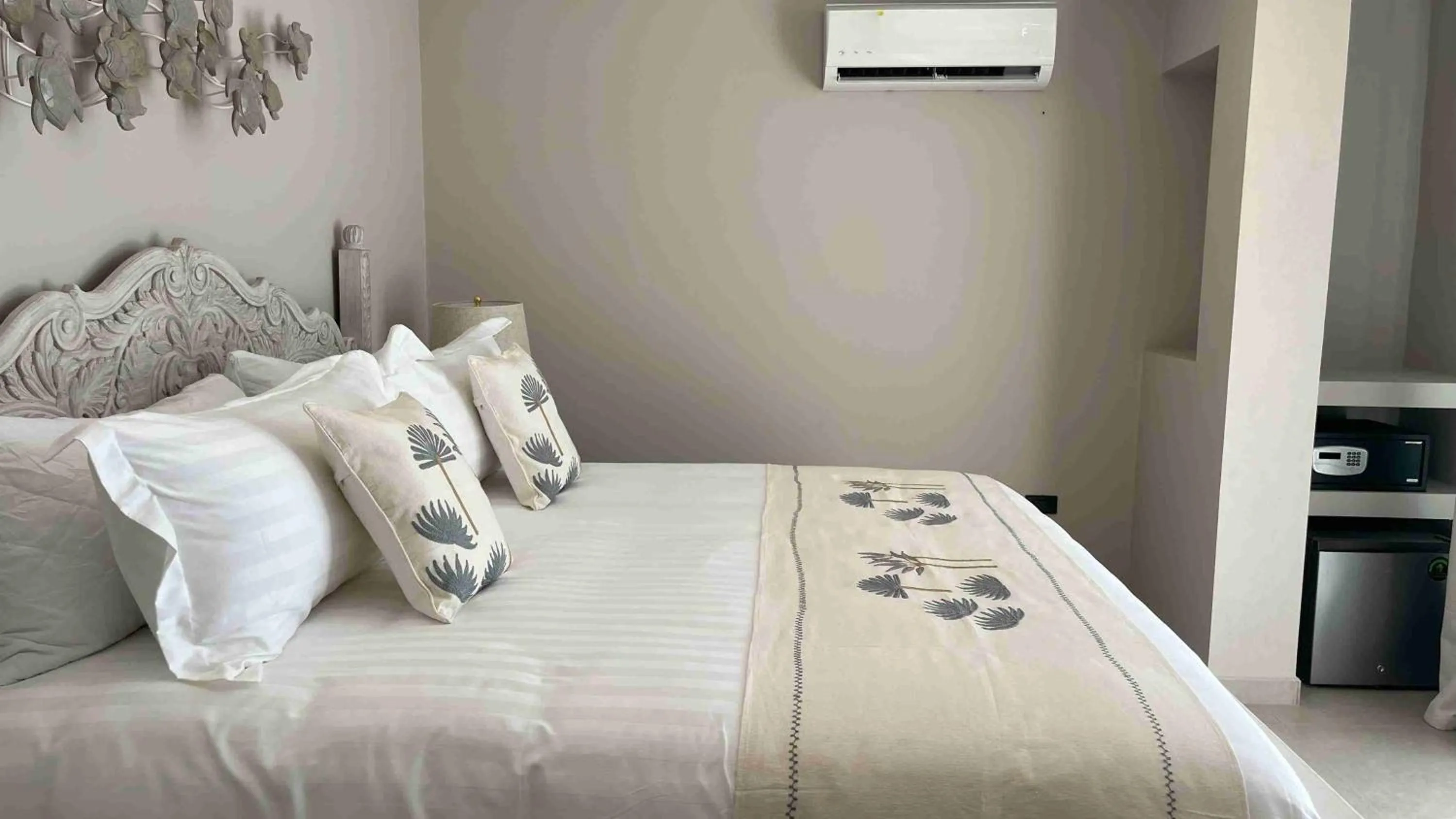 Bed in The Providence Hotel Boutique - Adults Only