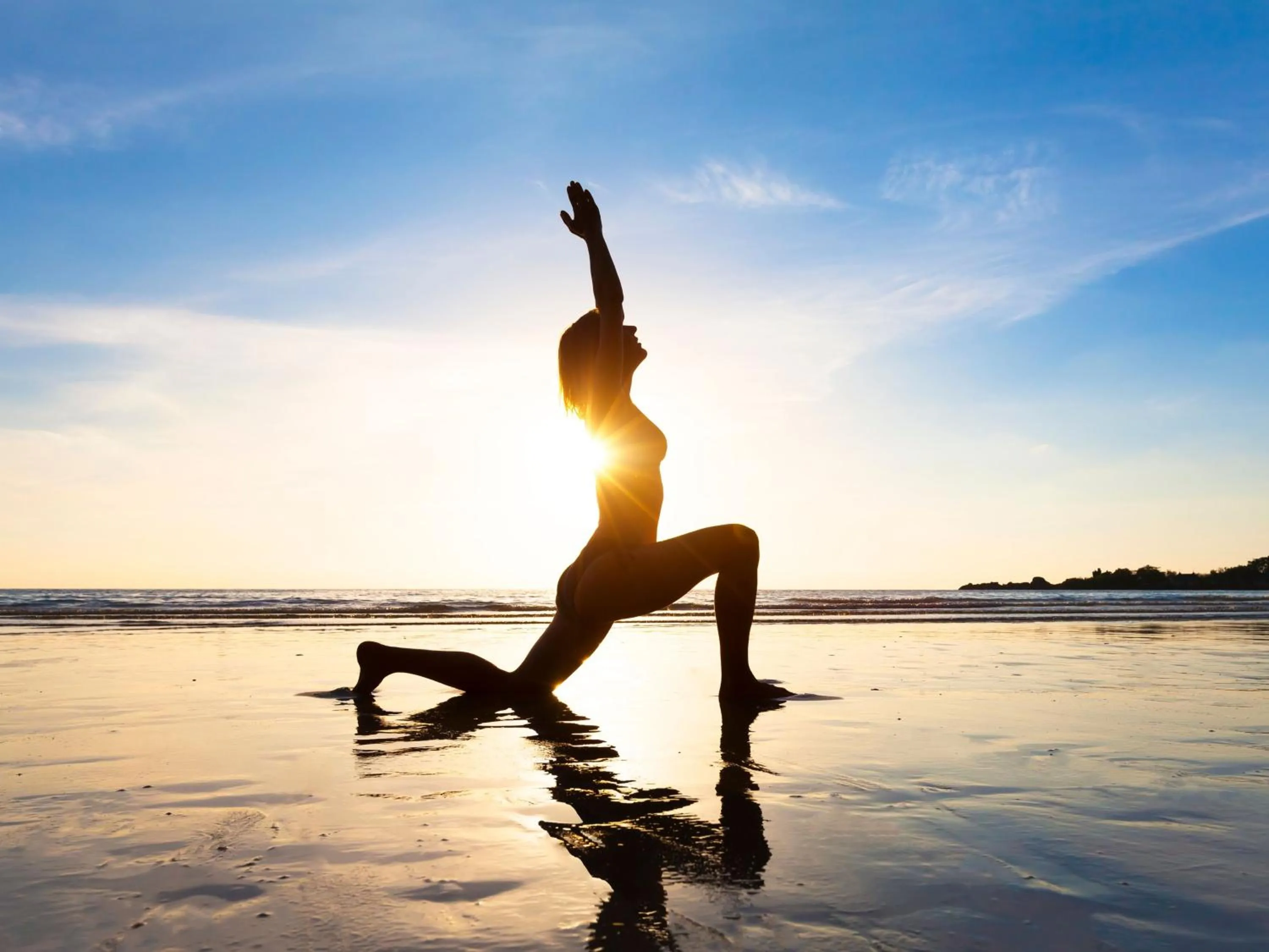 People in Tombo Beach Yoga Bem-estar