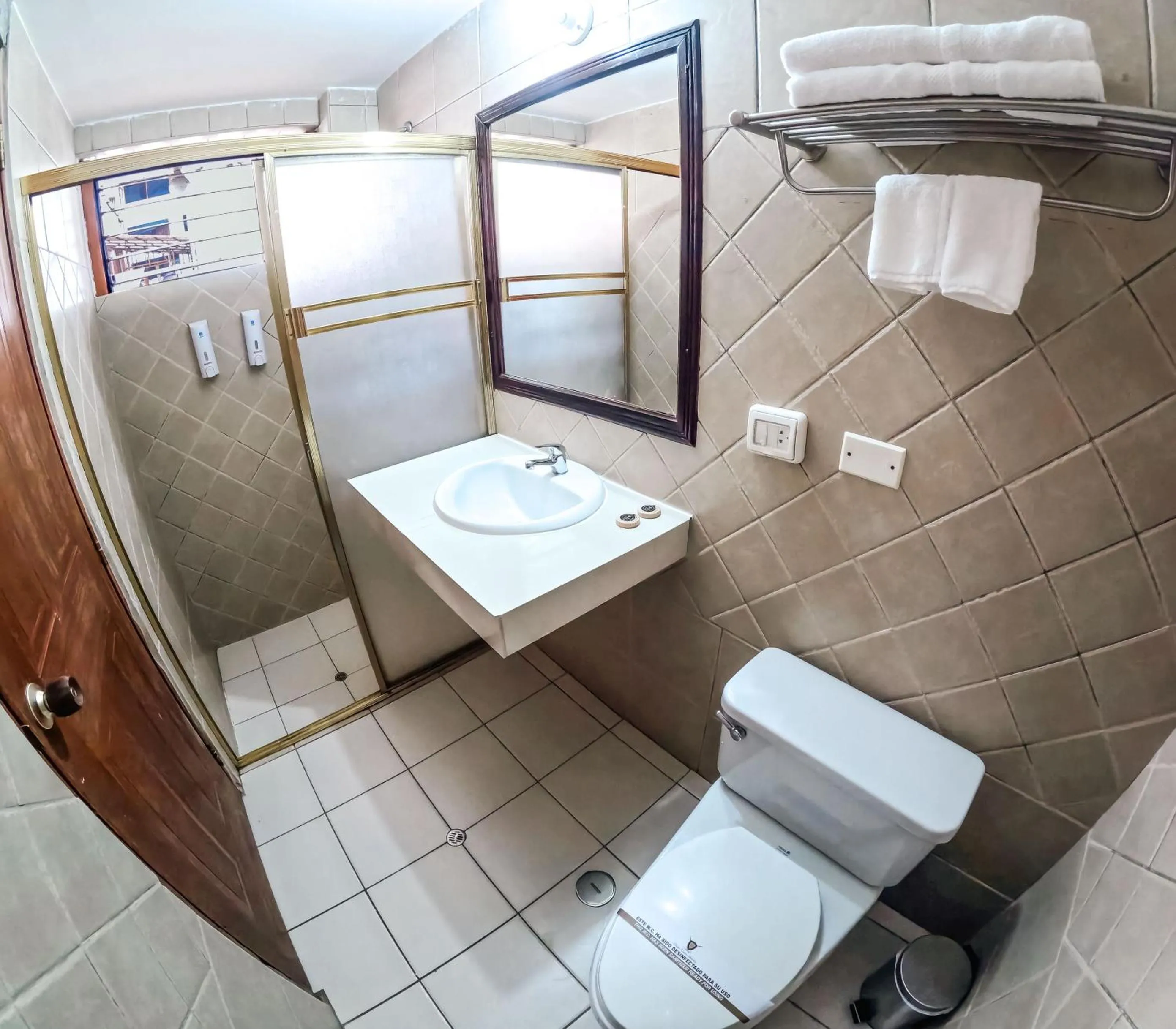 Standard Triple Room in Hotel Rojas Machupicchu