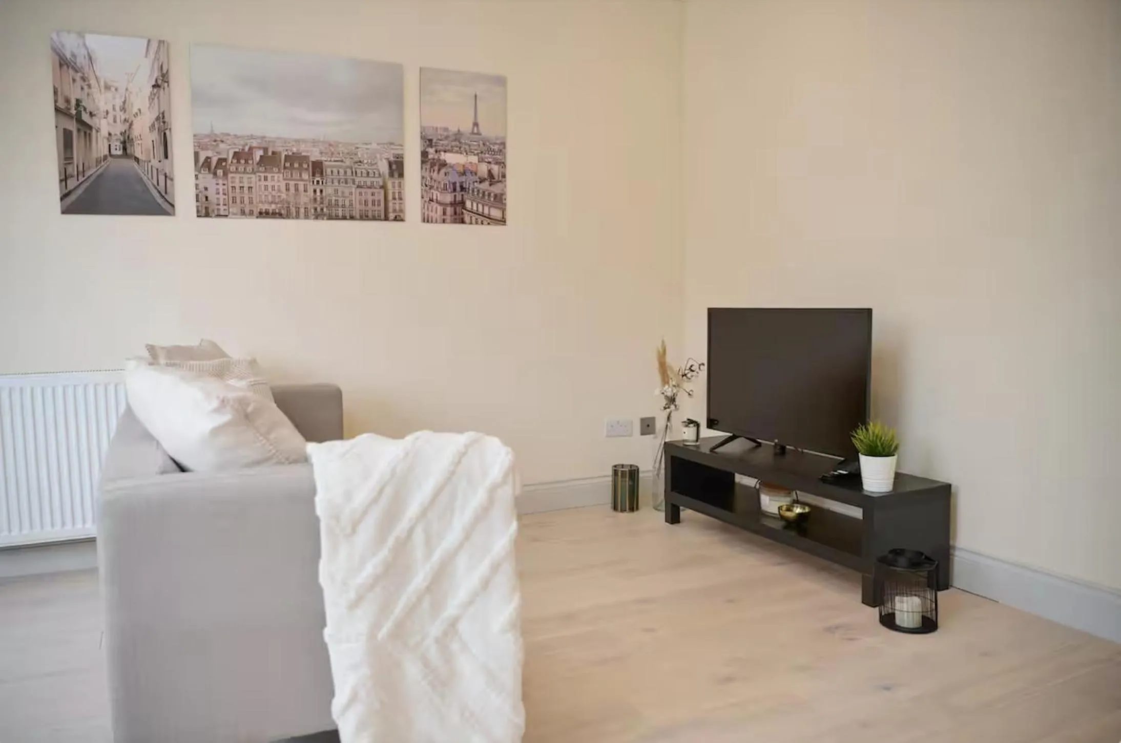 Stylish 4 Bed 2 Bath NW London