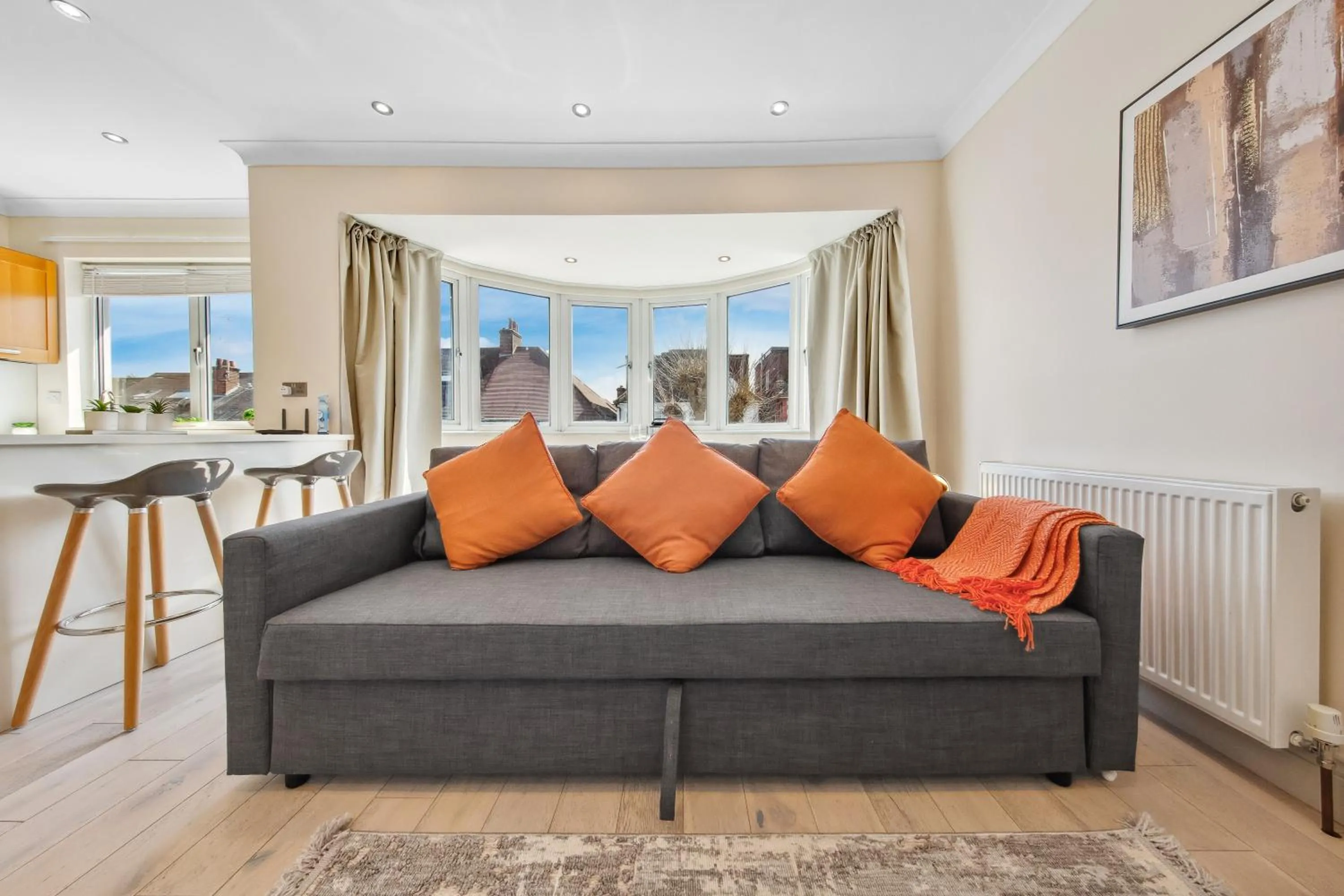 Stylish 4 Bed 2 Bath NW London