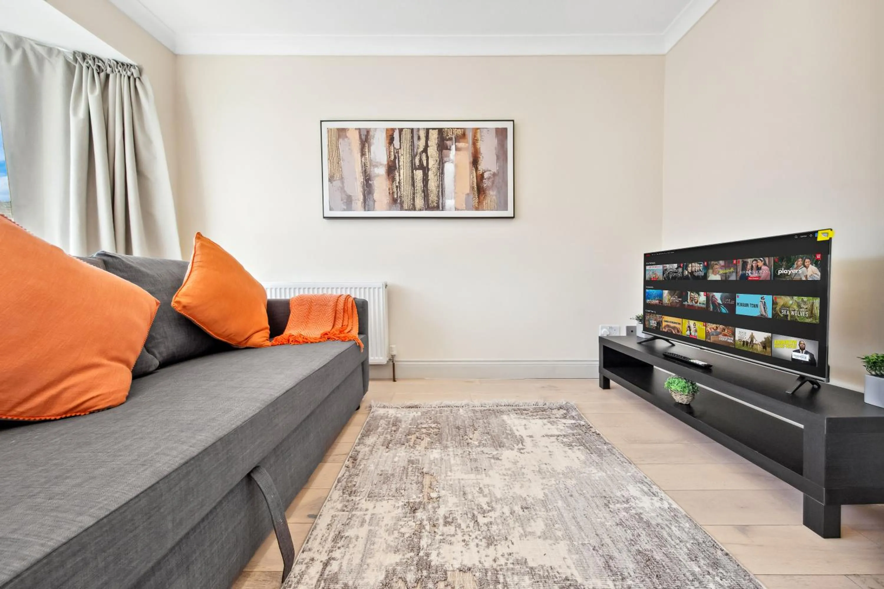 Stylish 4 Bed 2 Bath NW London