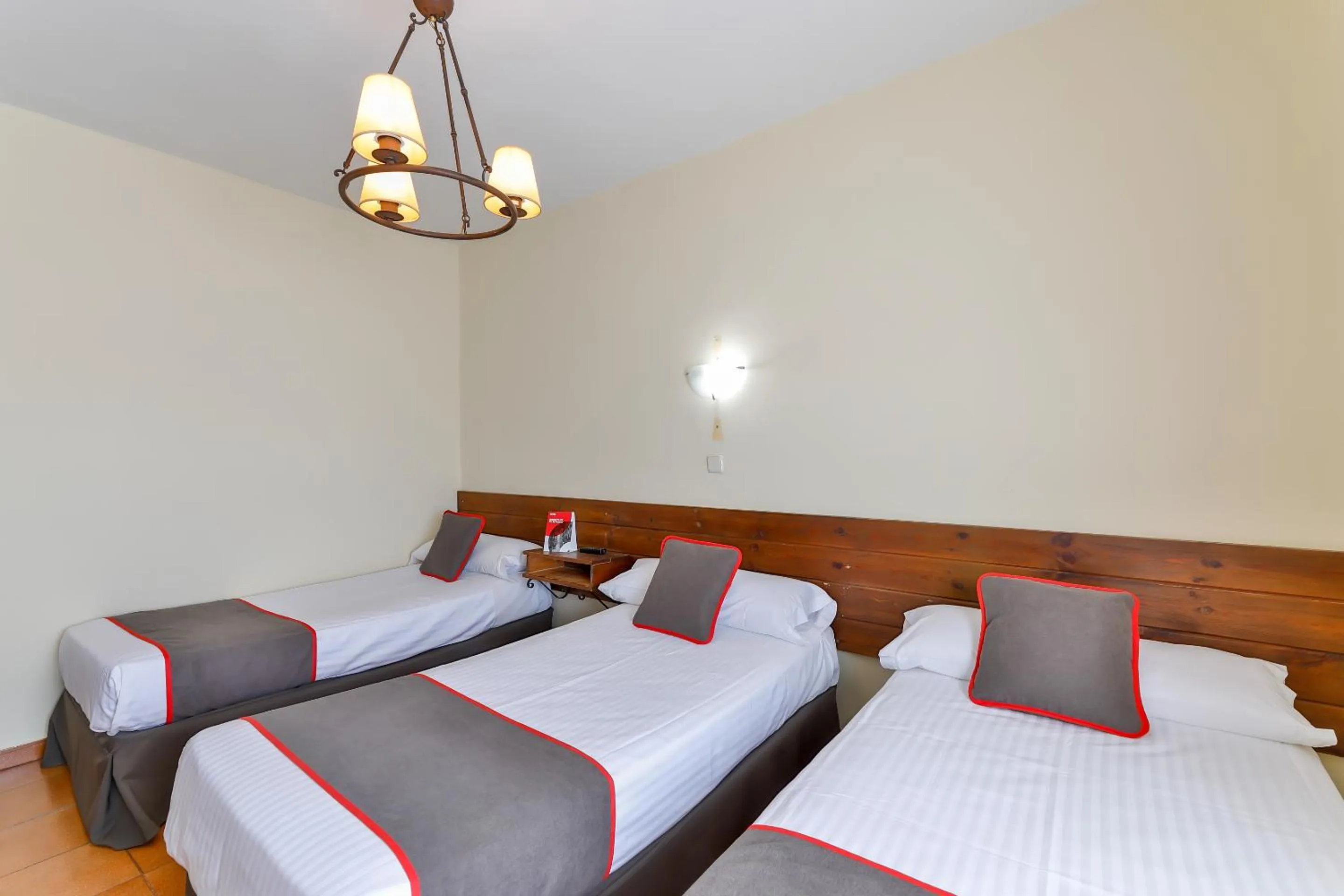 Photo of the whole room, Bed in Hotel Mavi