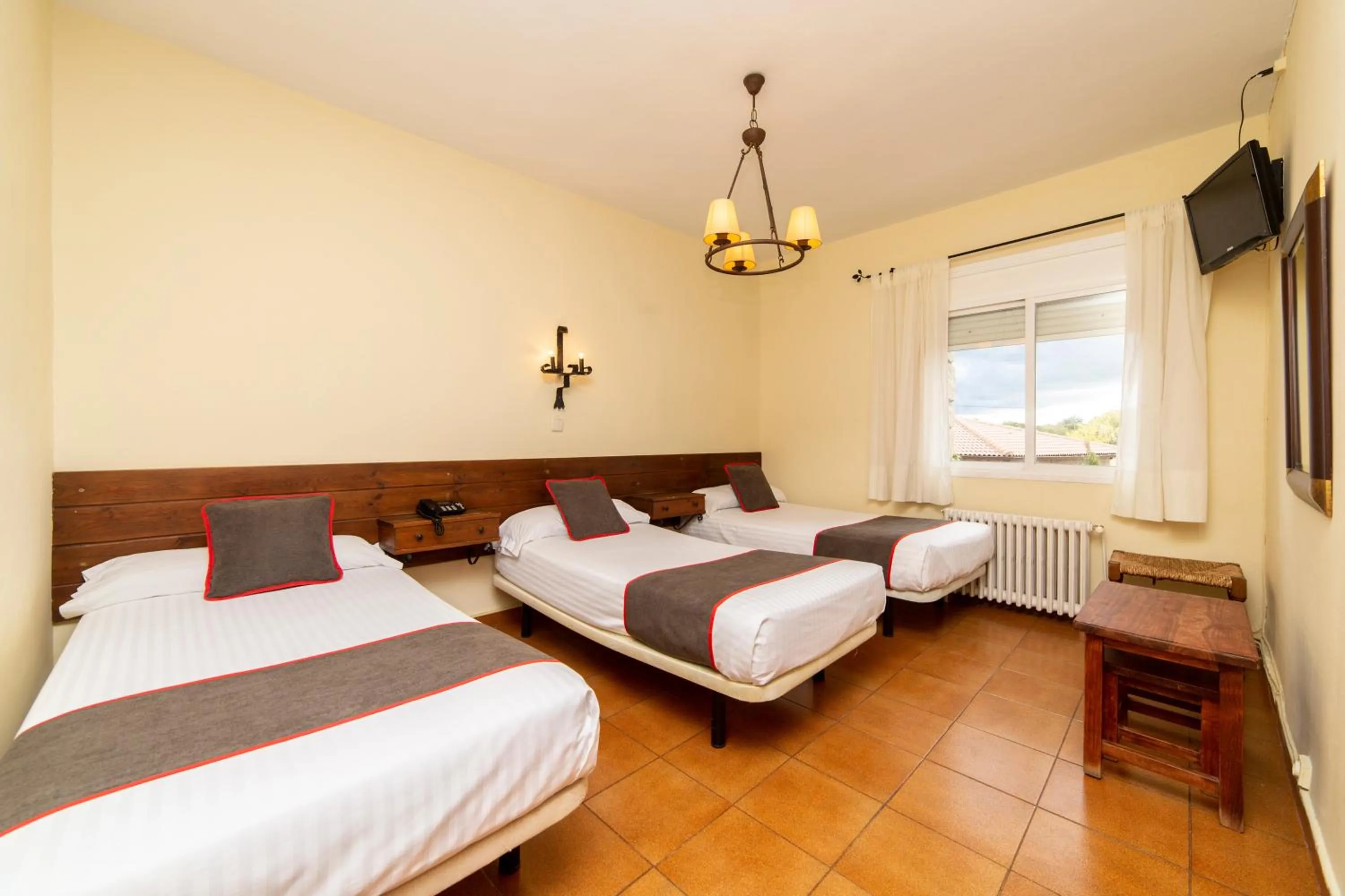 Photo of the whole room, Bed in Hotel Mavi