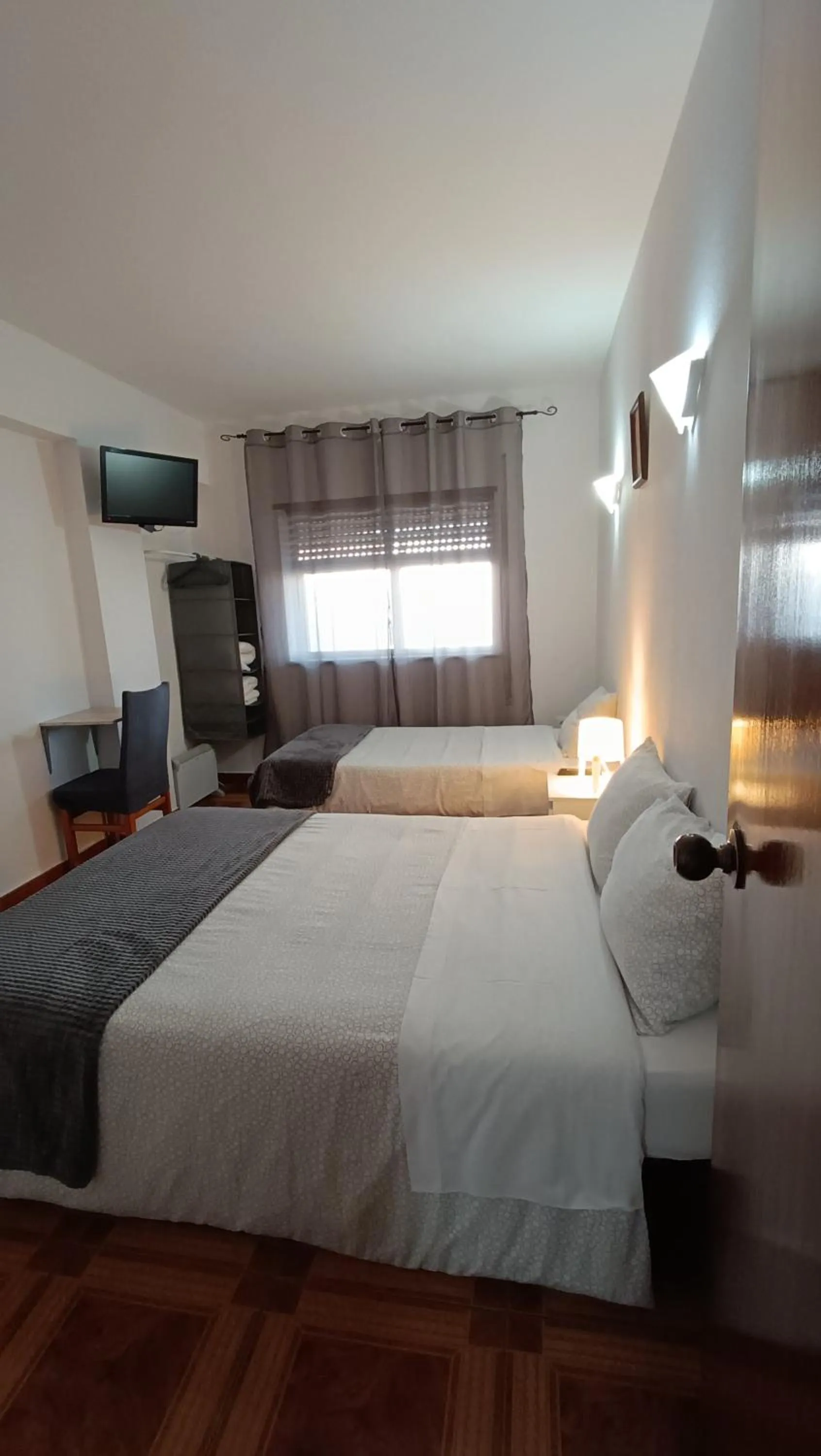 Bedroom, Bed in Residencial S. Gião