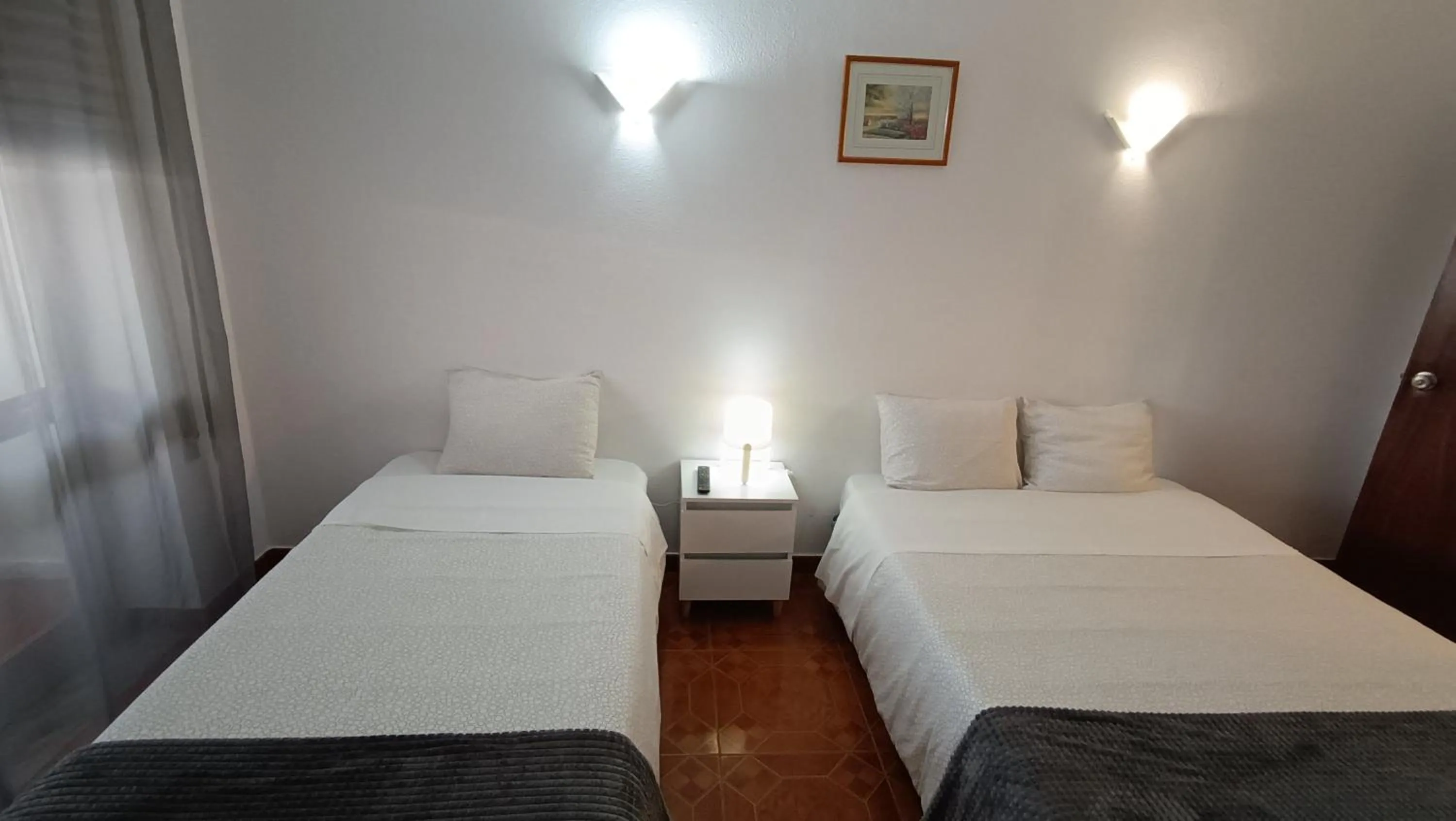 Bedroom, Bed in Residencial S. Gião