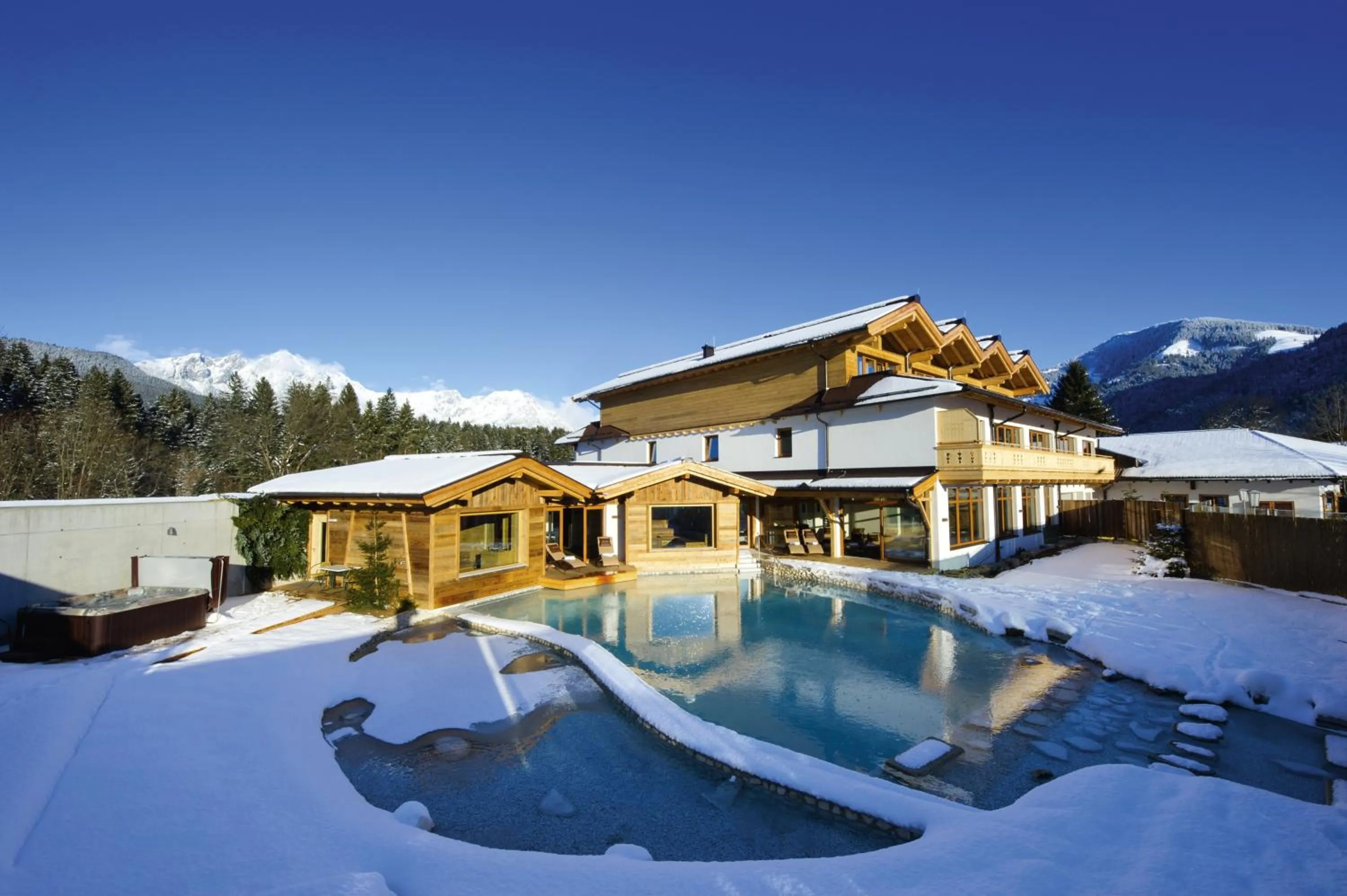 Property building in Franzlhof