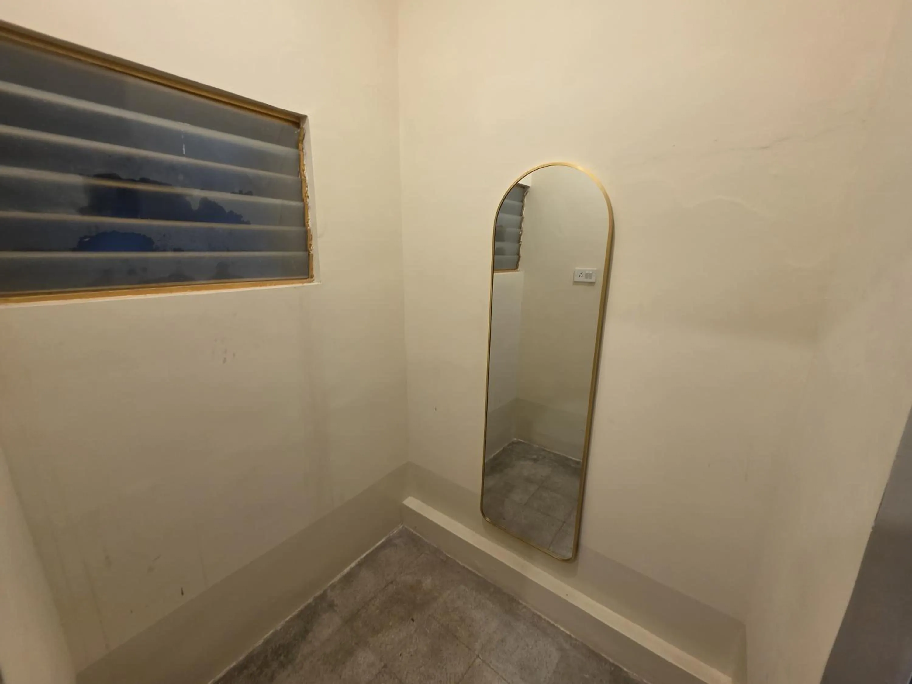 HosteLife Brookfield By De Royale Hotels