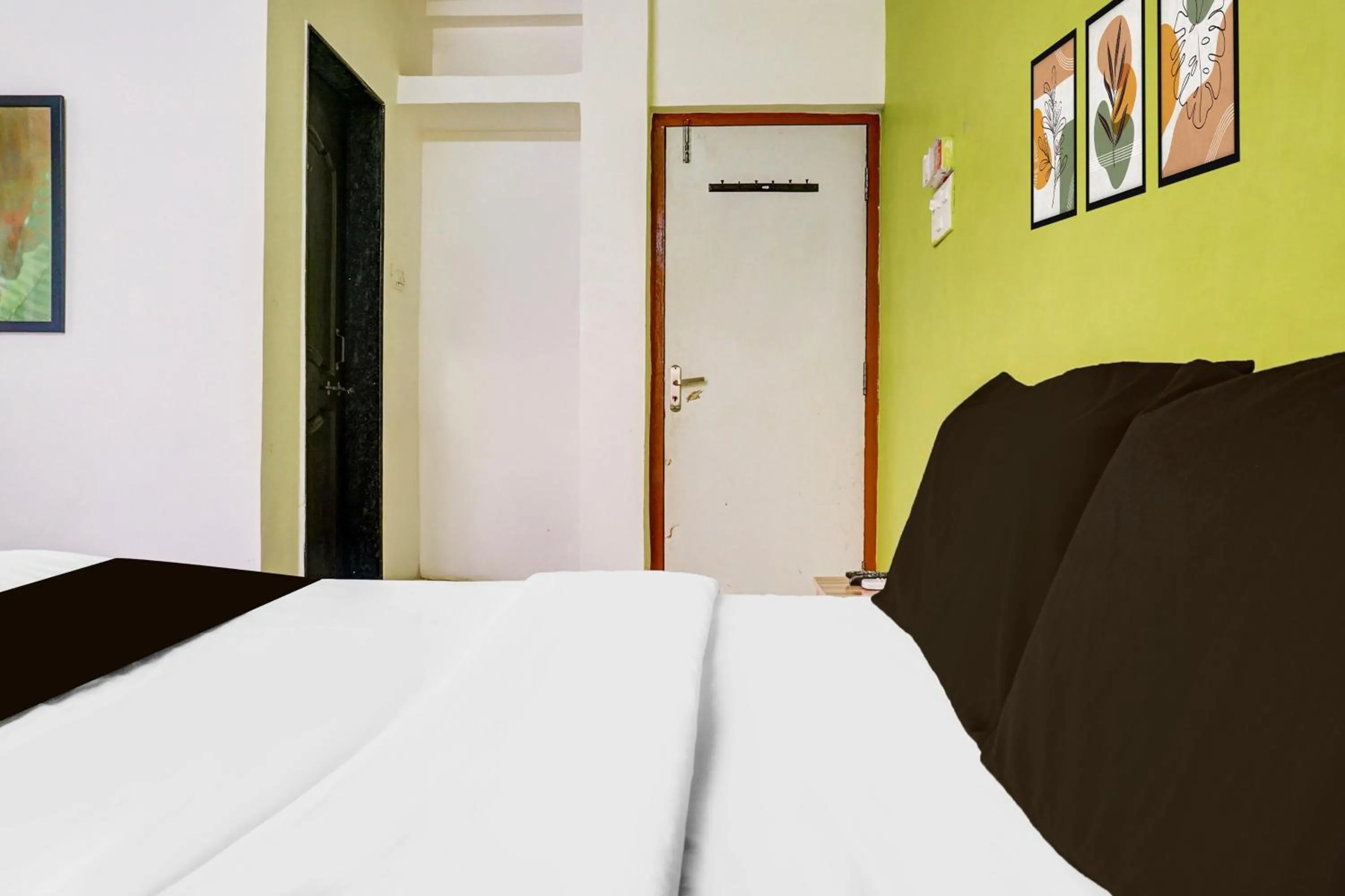 Bedroom in Hotel O Elite Studio