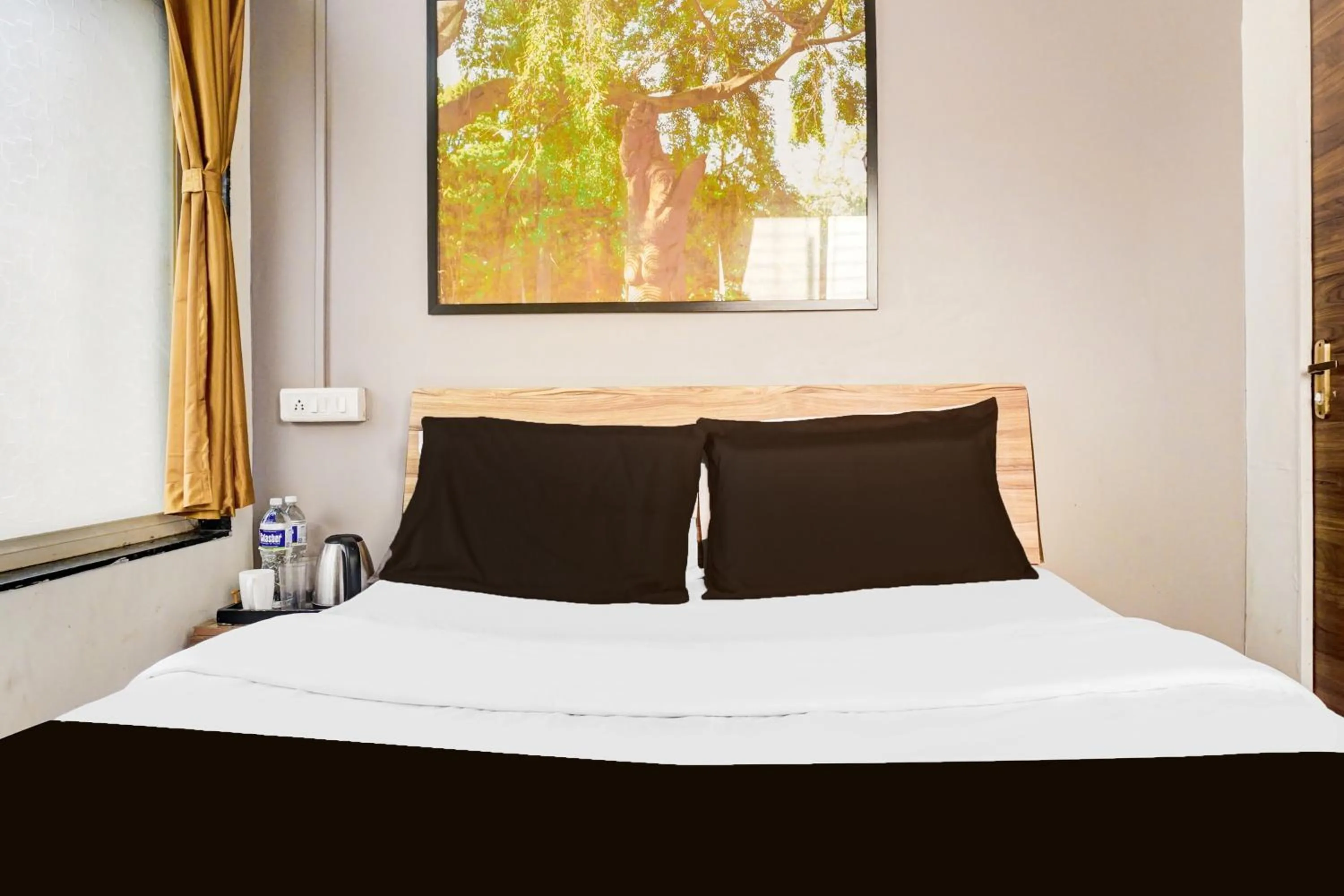 Bedroom in Hotel O Elite Studio